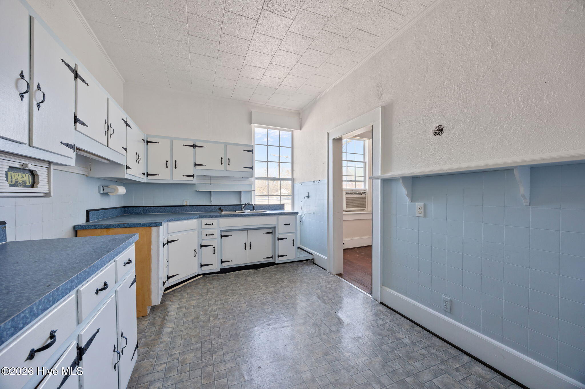 101 N Broad Street Property Photo 7