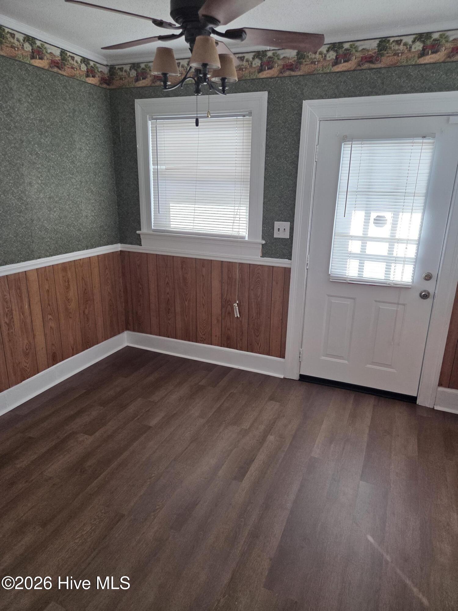 604 Hines Avenue Property Photo 2