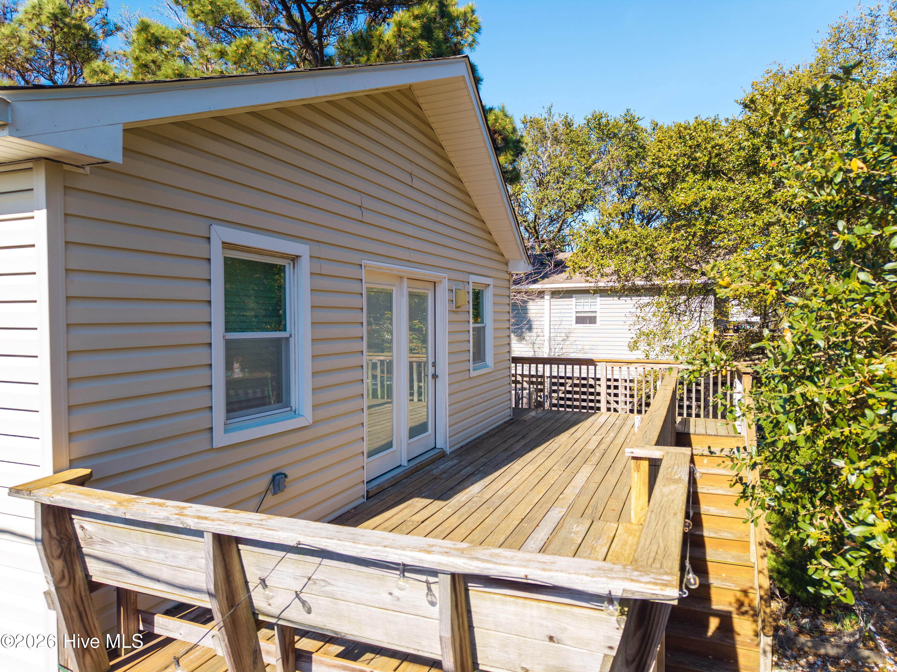 104 E Blackman Street Property Photo 5