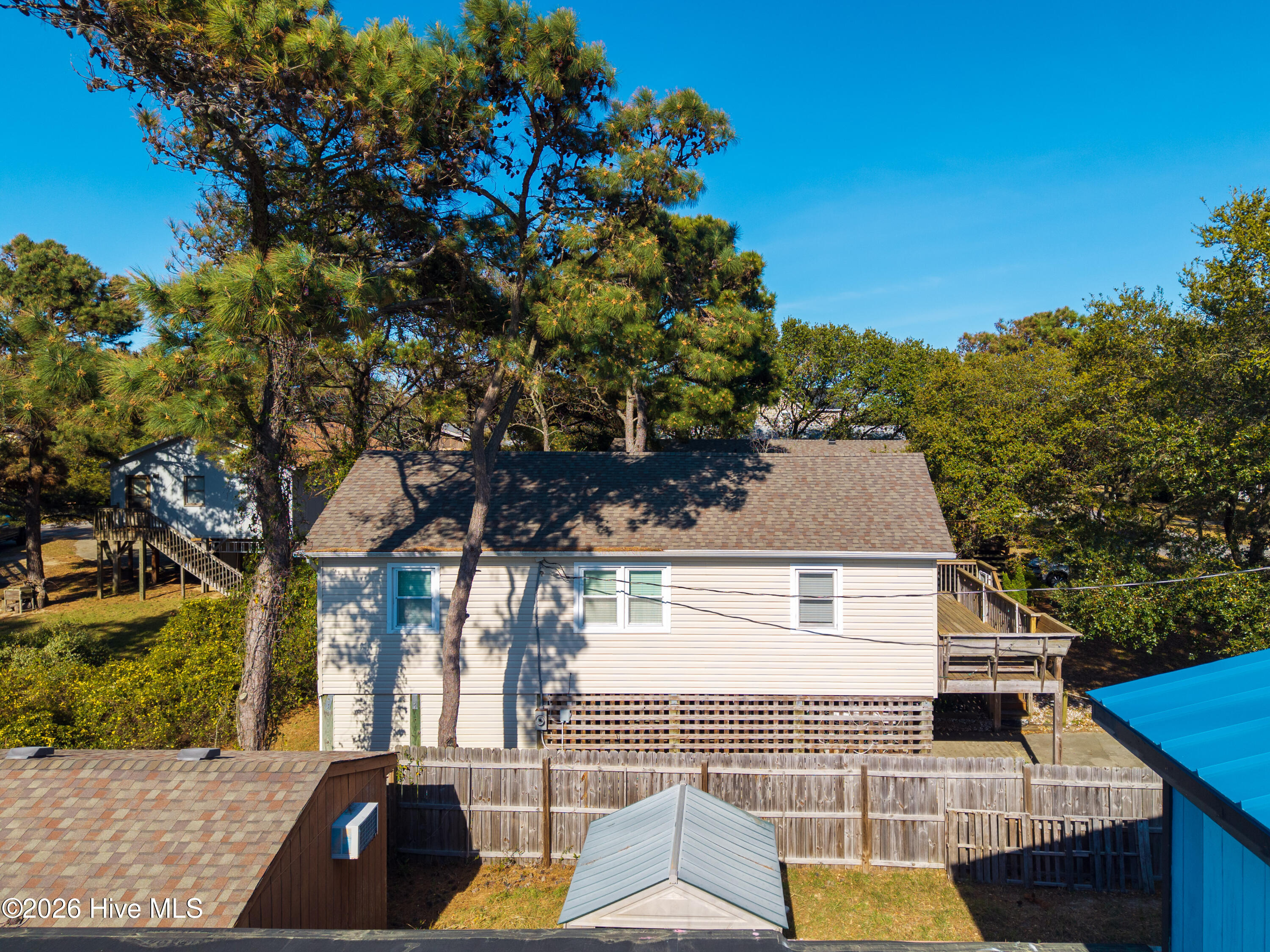 104 E Blackman Street Property Photo 34