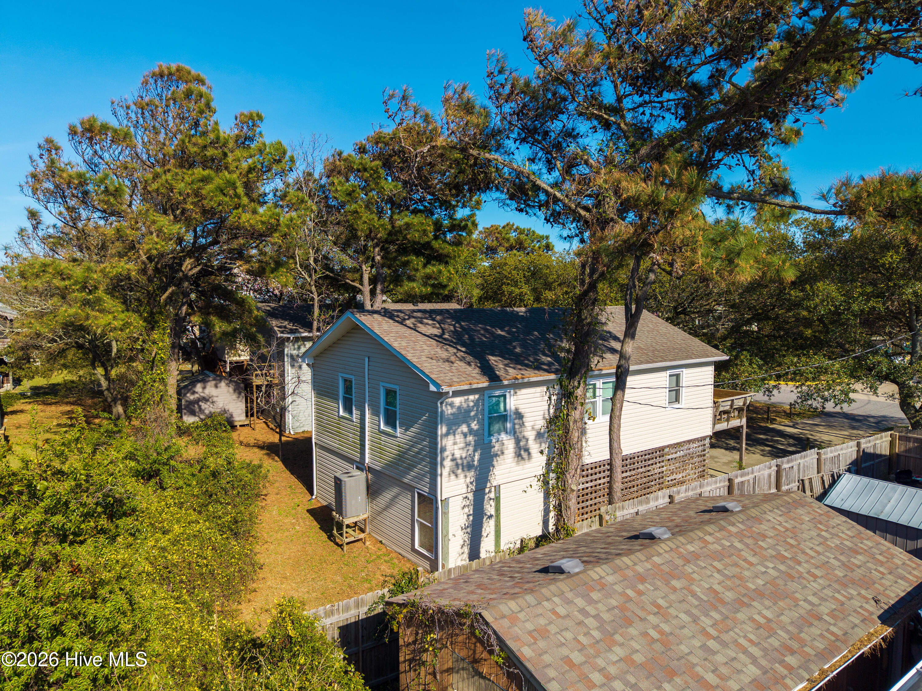 104 E Blackman Street Property Photo 35