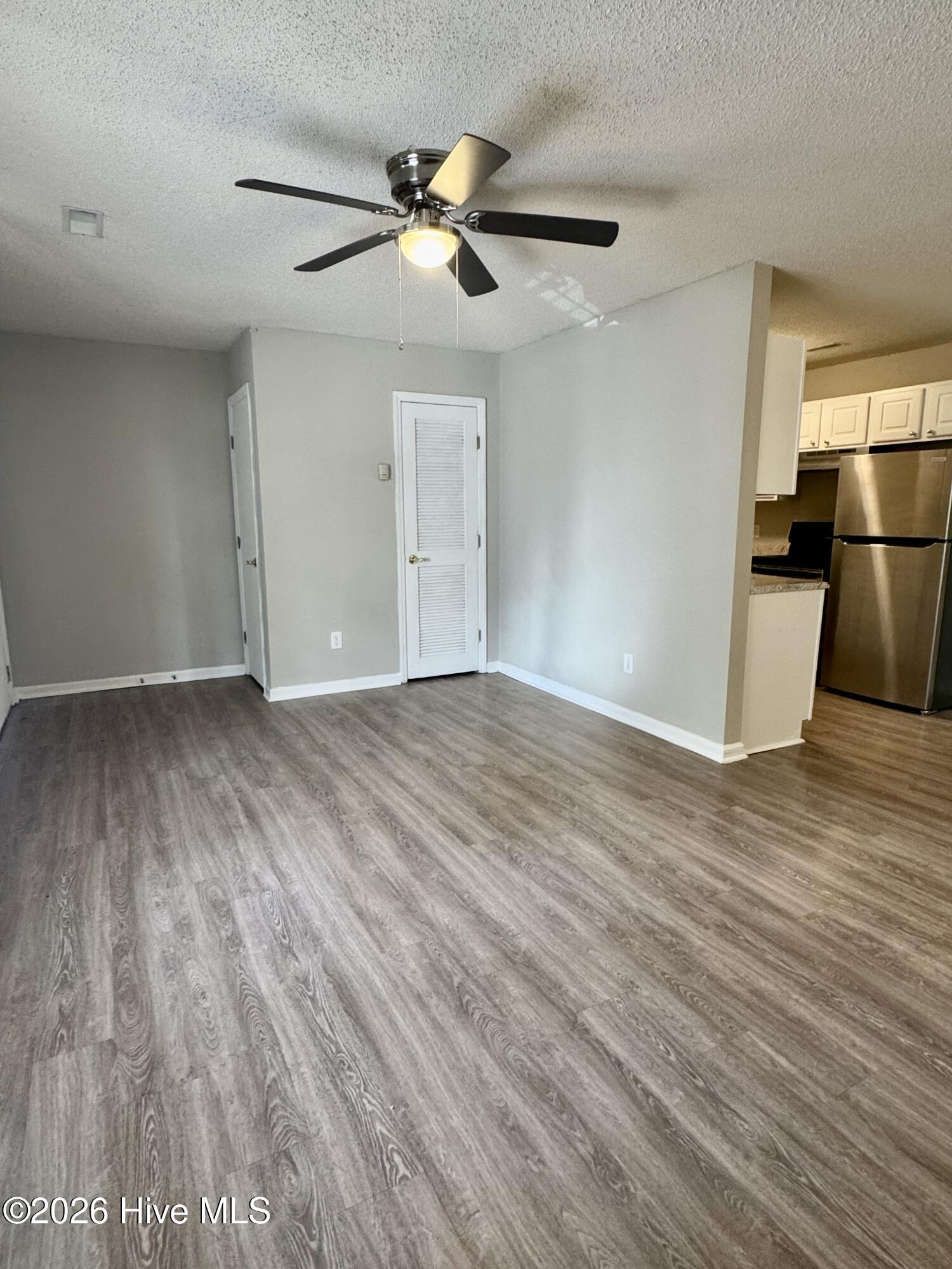 1231 Westpointe Drive 2 Property Photo 3