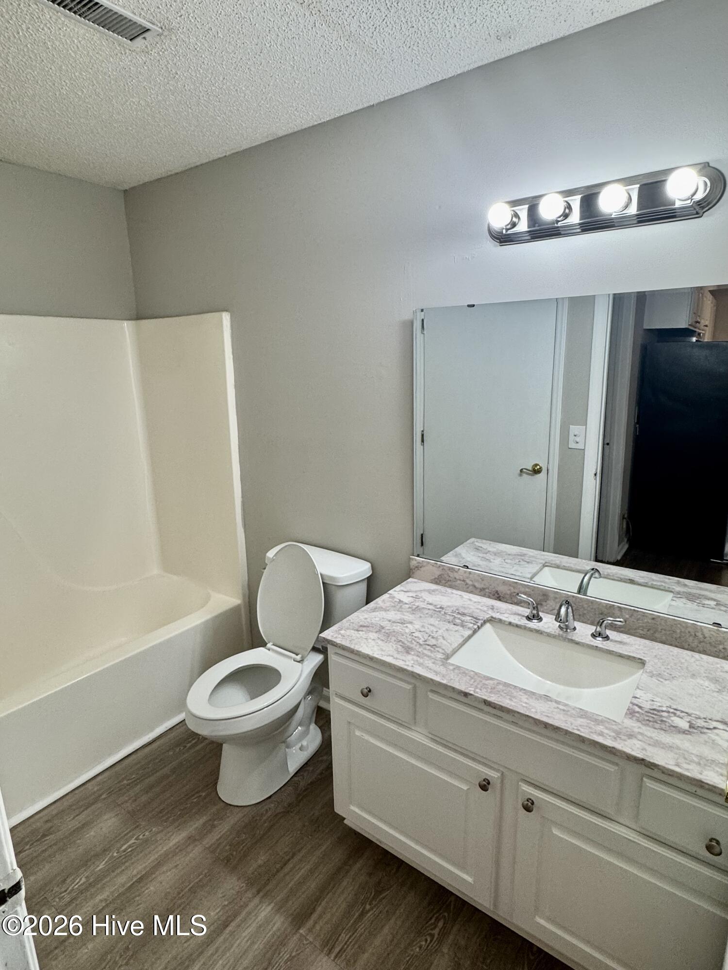 1231 Westpointe Drive 2 Property Photo 7