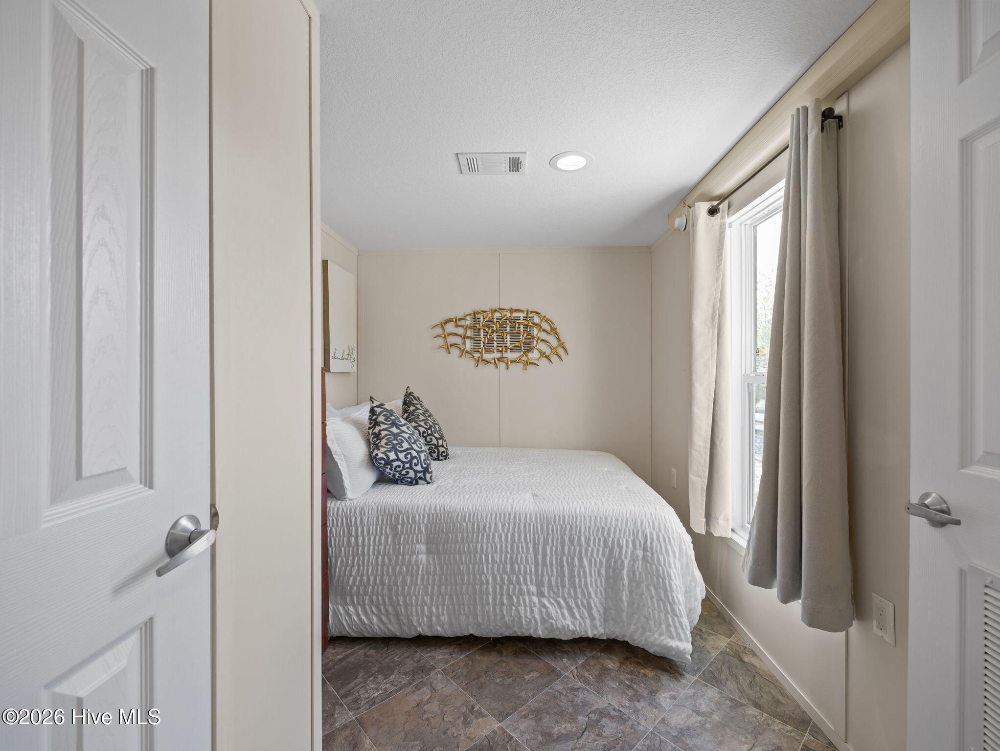 111 Woodpecker Road Property Photo 12