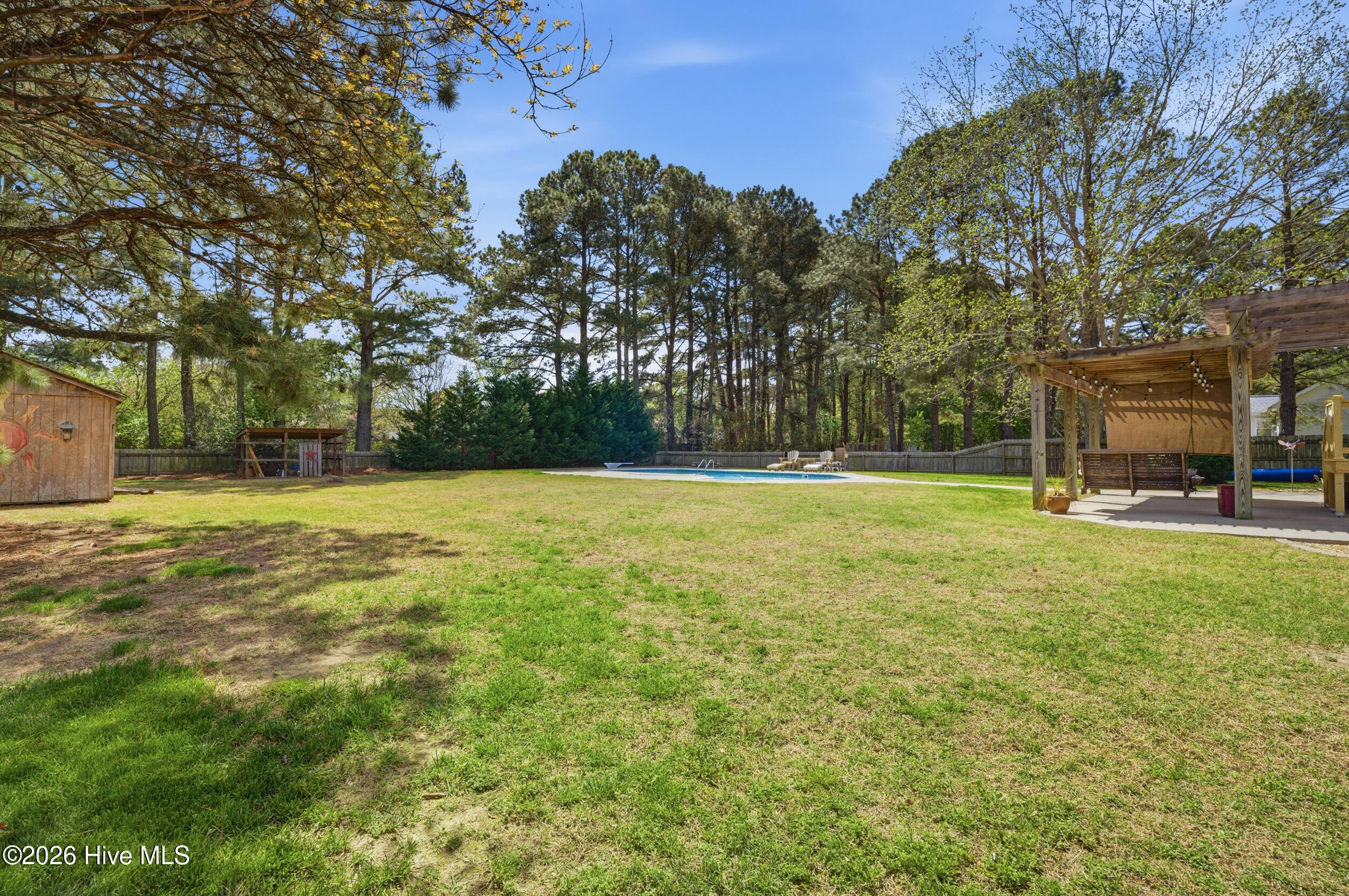 147 N Point Boulevard Property Photo 11