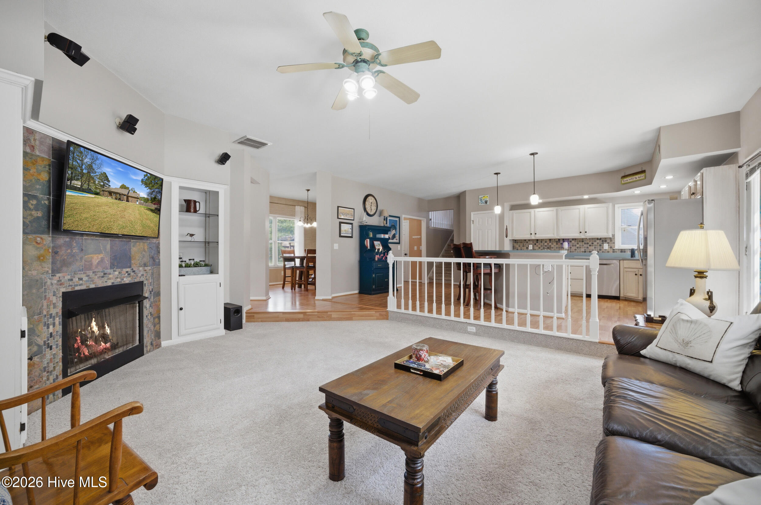 147 N Point Boulevard Property Photo 18