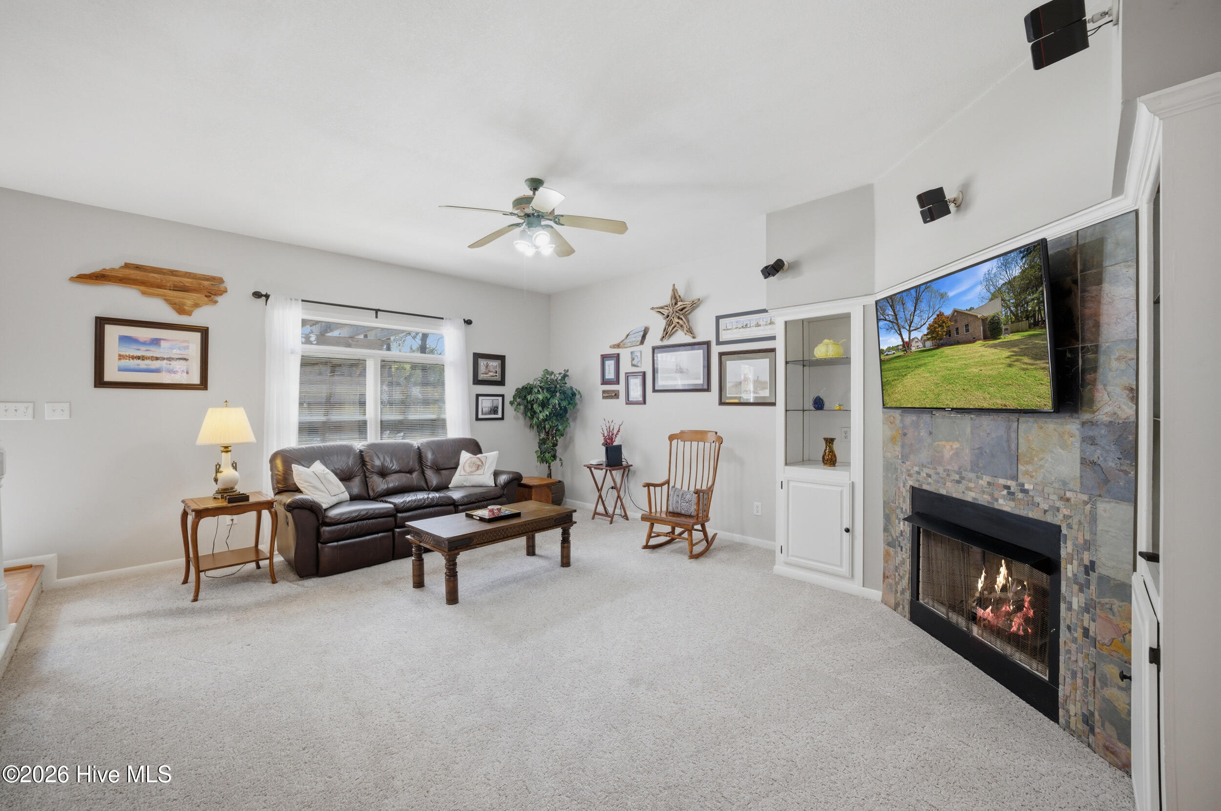 147 N Point Boulevard Property Photo 19