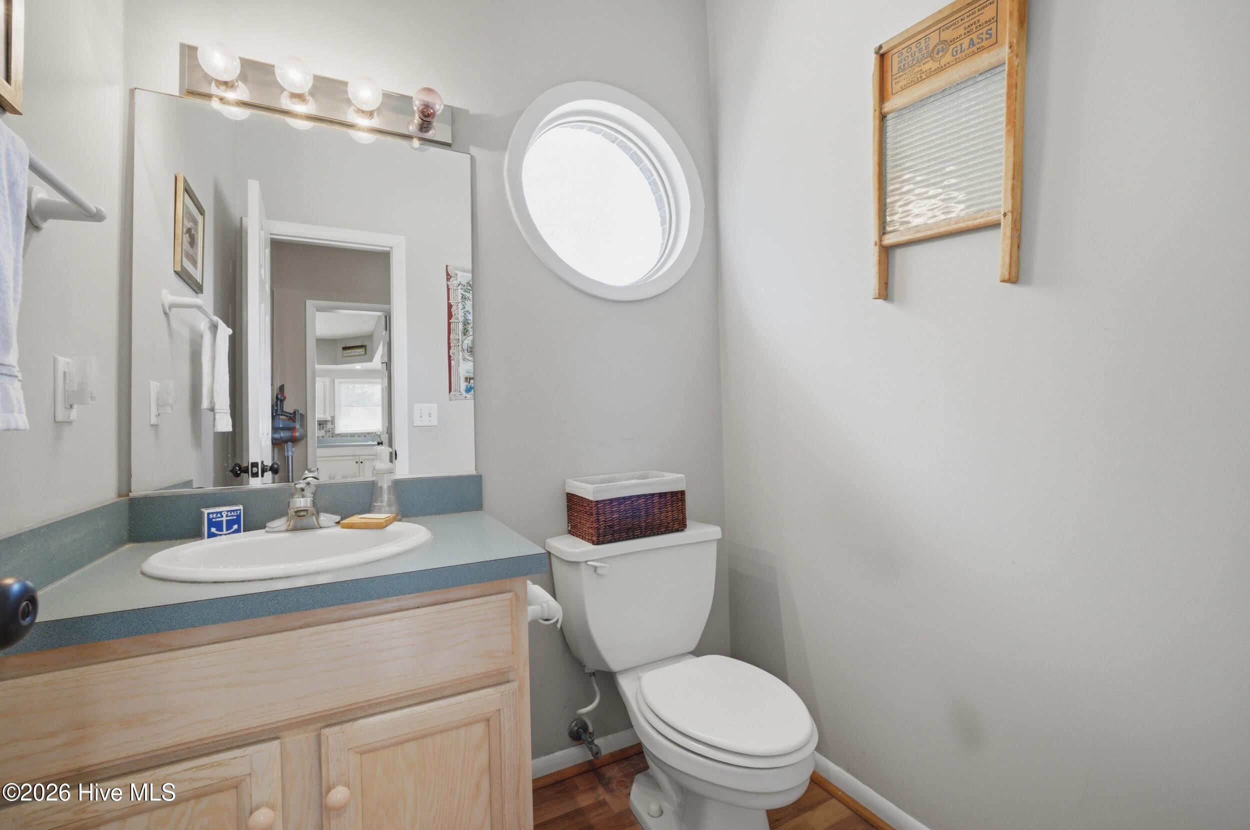 147 N Point Boulevard Property Photo 28