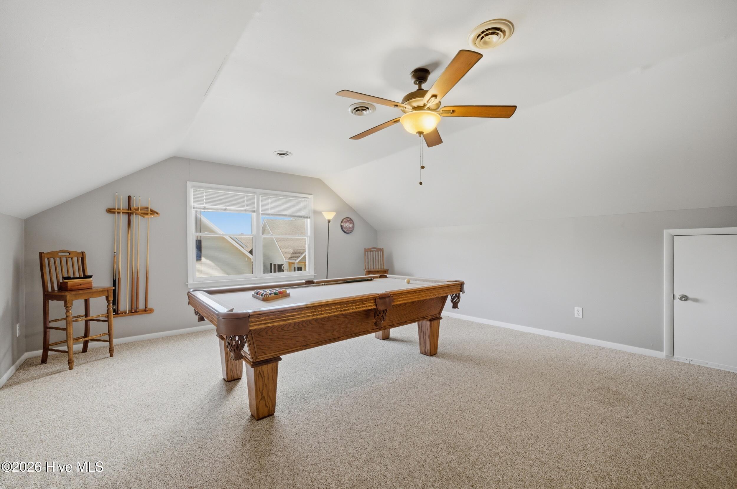 147 N Point Boulevard Property Photo 43
