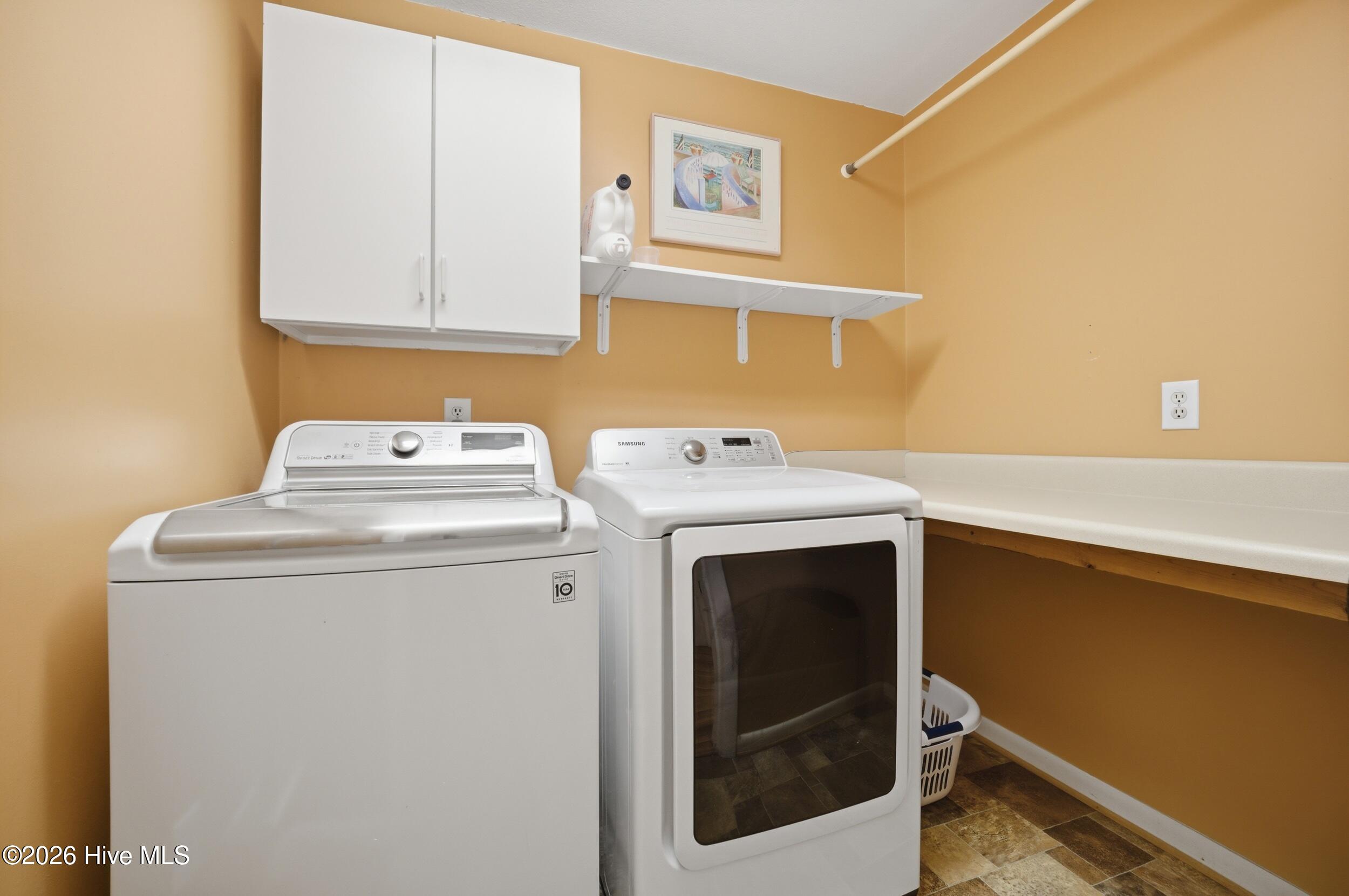 147 N Point Boulevard Property Photo 46