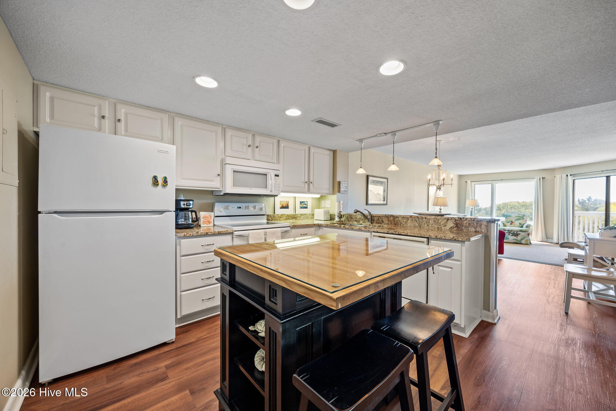 10300 Coast Guard Road 107-e Property Photo 6