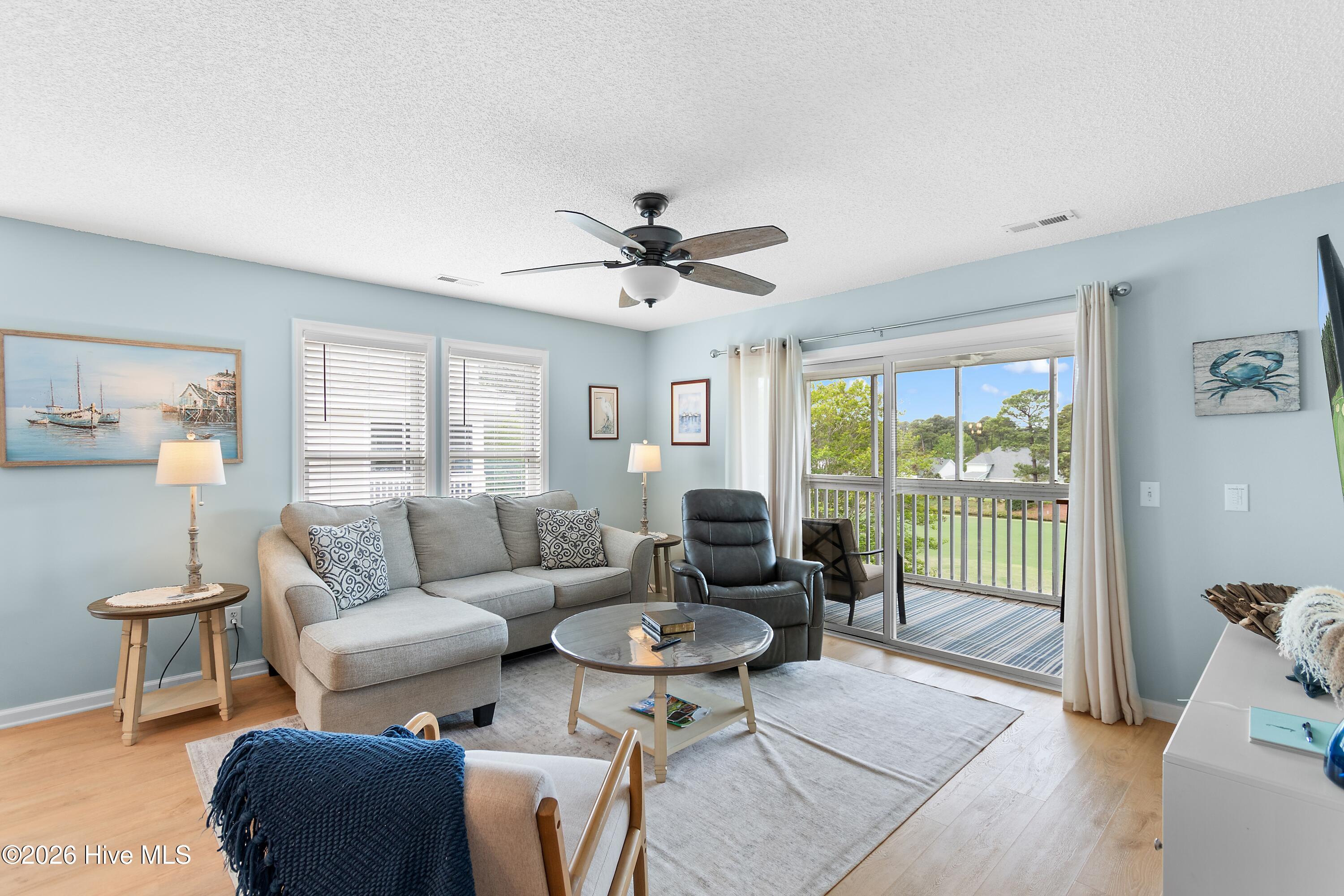 3350 Club Villas Drive # 805 Property Photo 12
