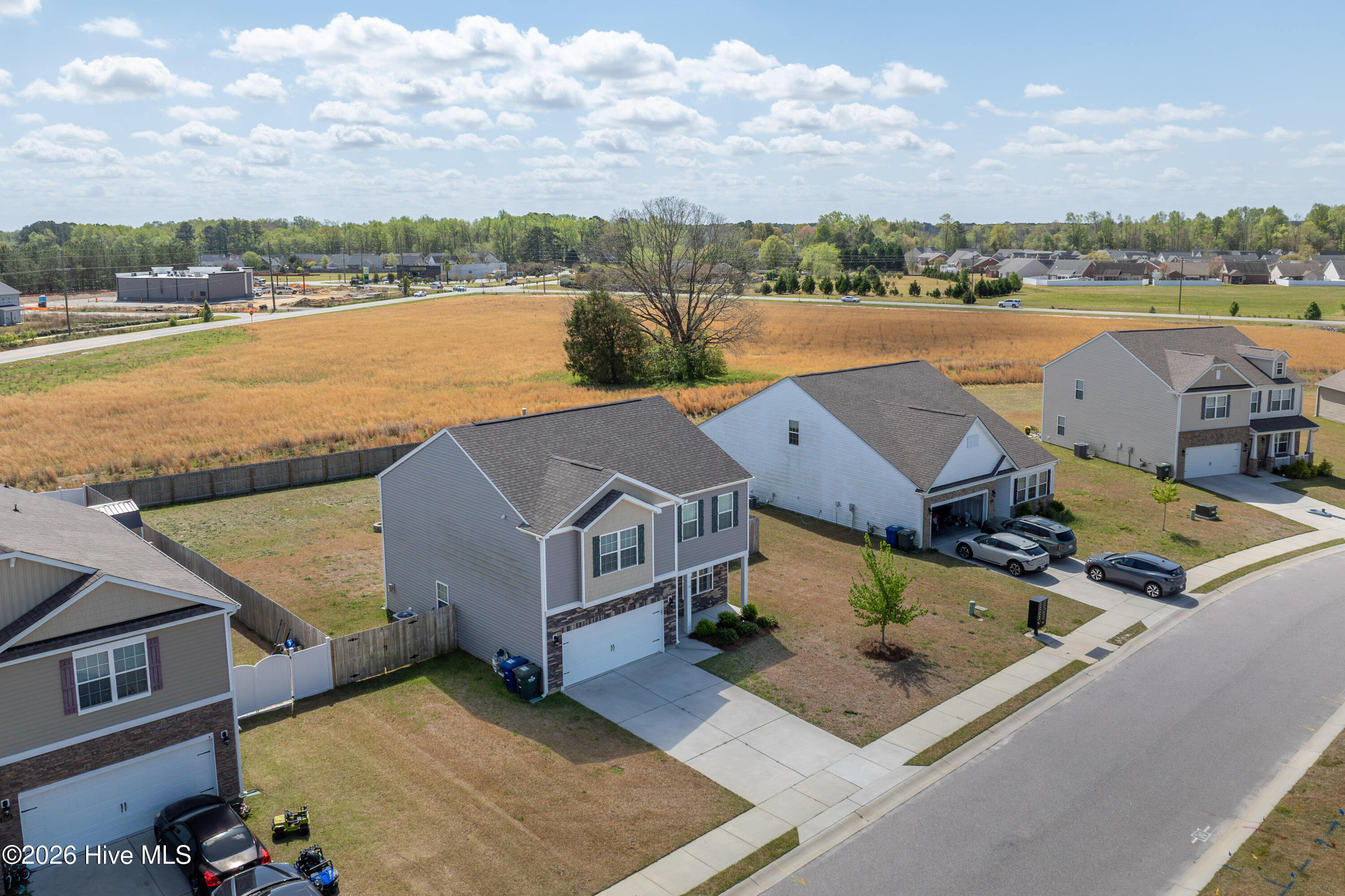 1009 Josh Court Property Photo 6