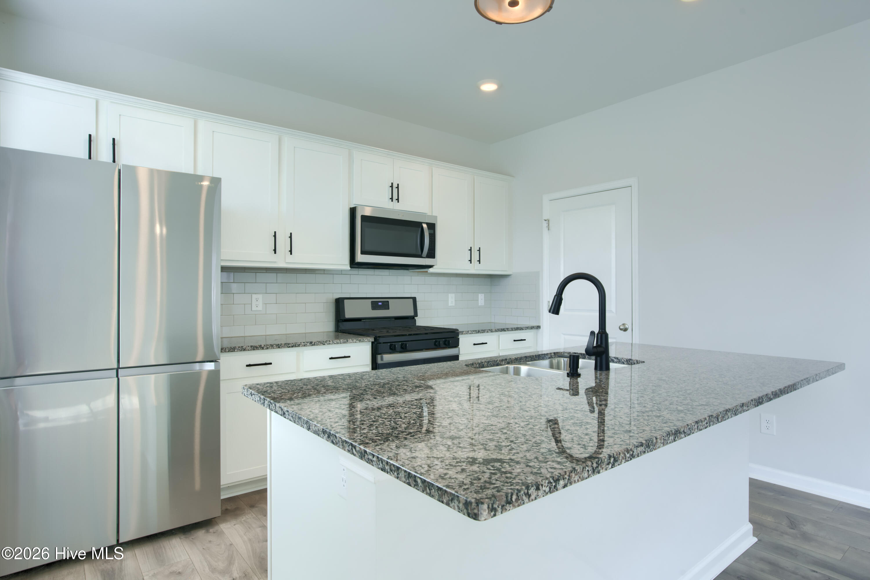 1009 Josh Court Property Photo 12