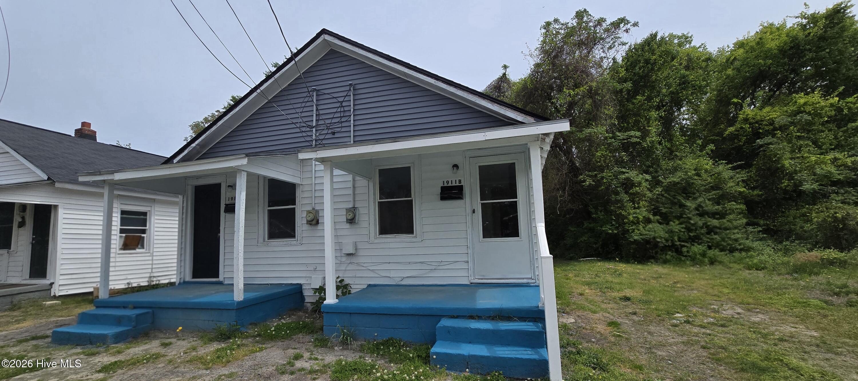 1911 Mcclellan Street Property Photo 2