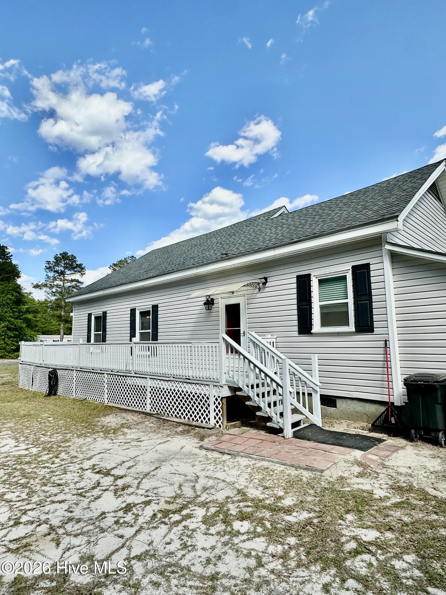 588 Lightwood Knot Road Property Photo 3