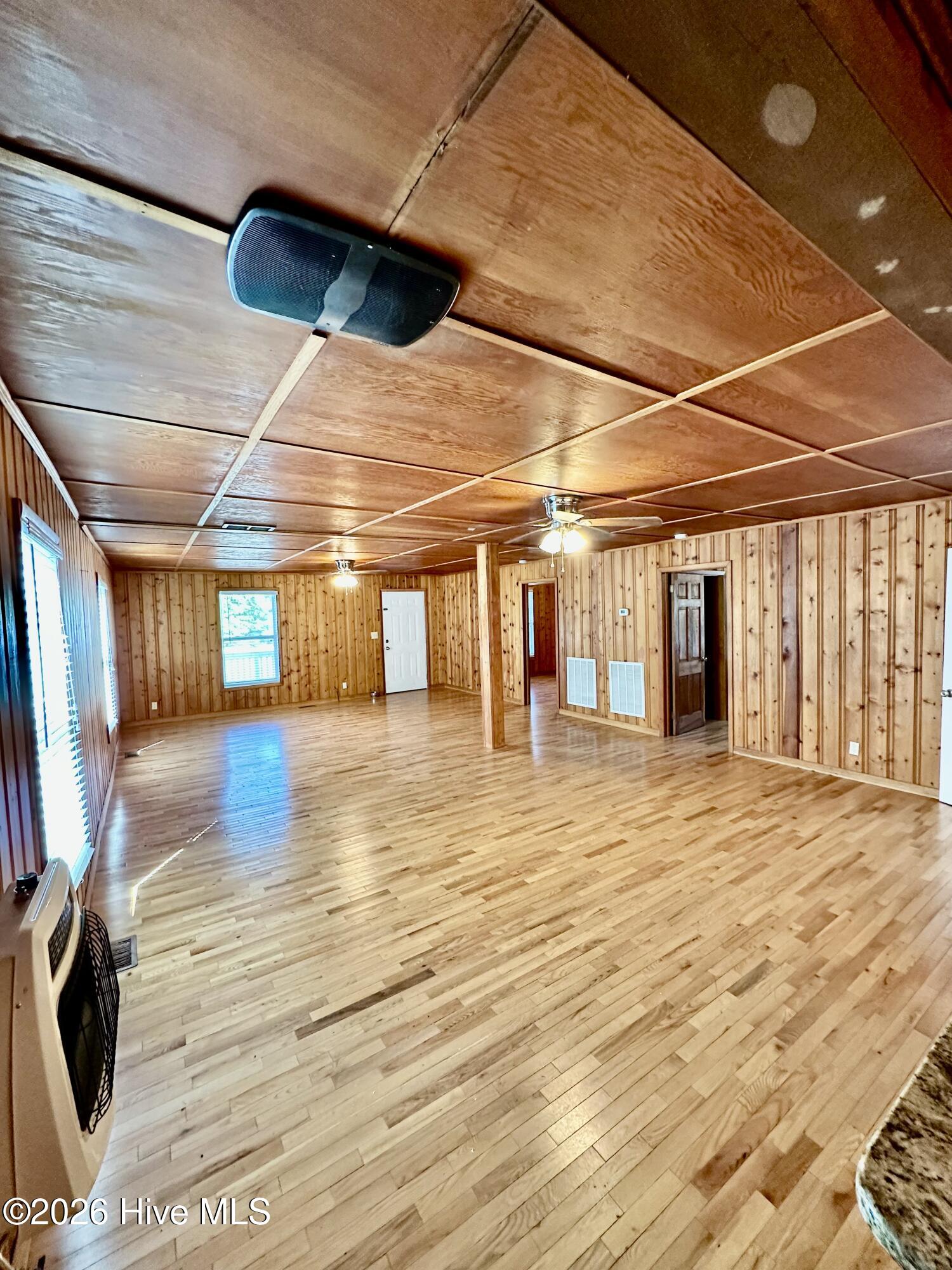 588 Lightwood Knot Road Property Photo 5