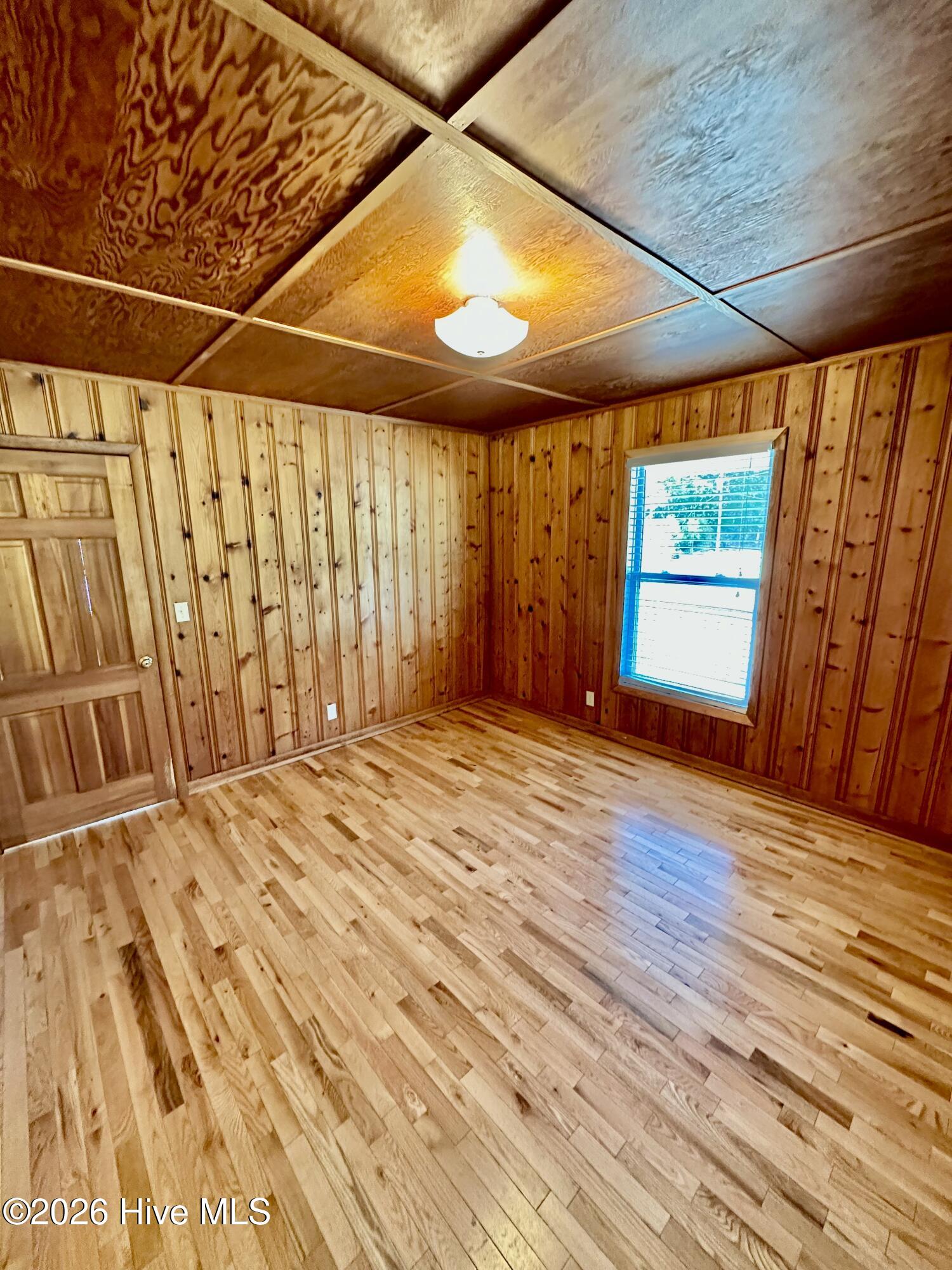 588 Lightwood Knot Road Property Photo 9