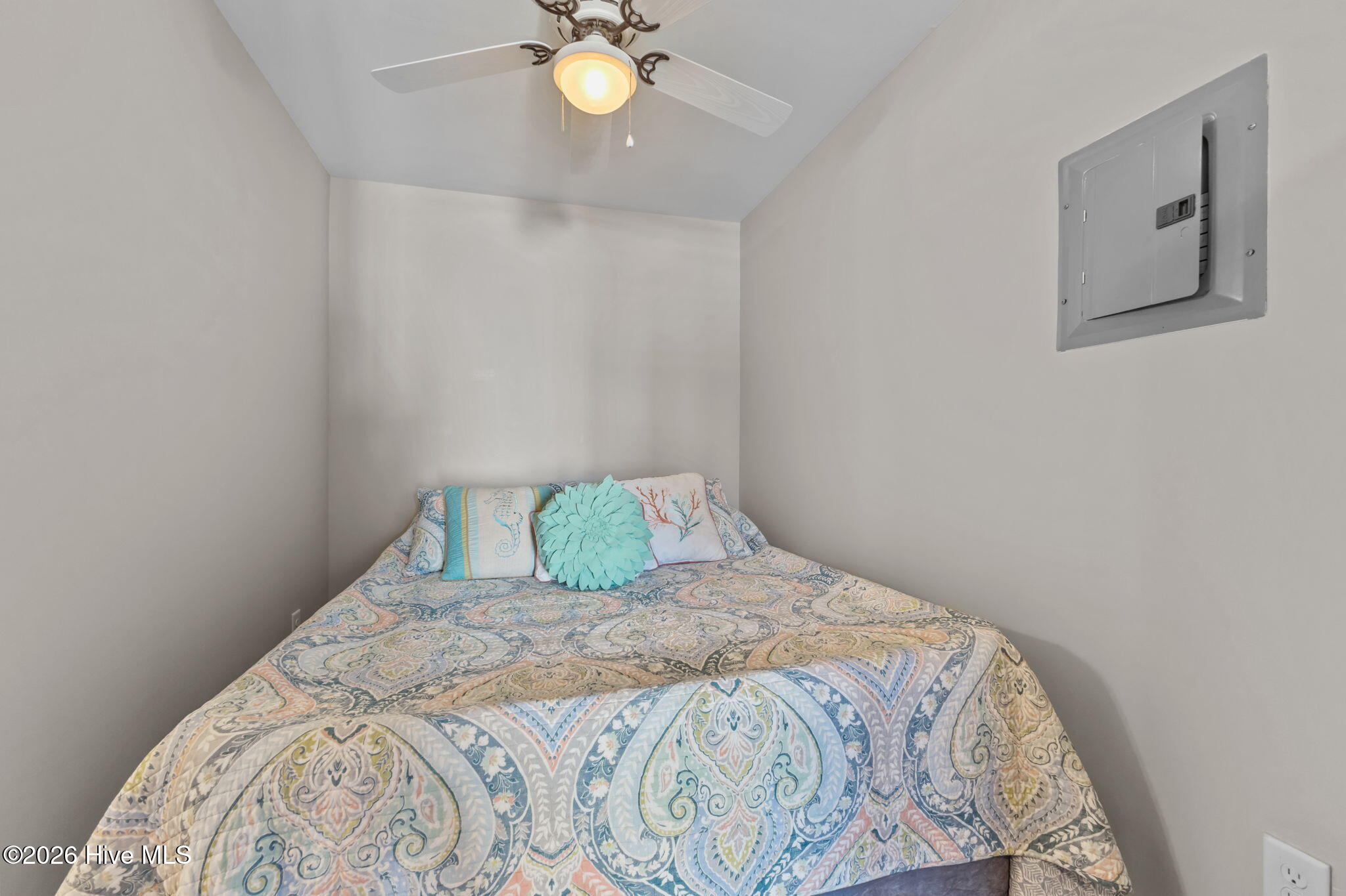 2401 W Fort Macon Road 136 Property Photo 8