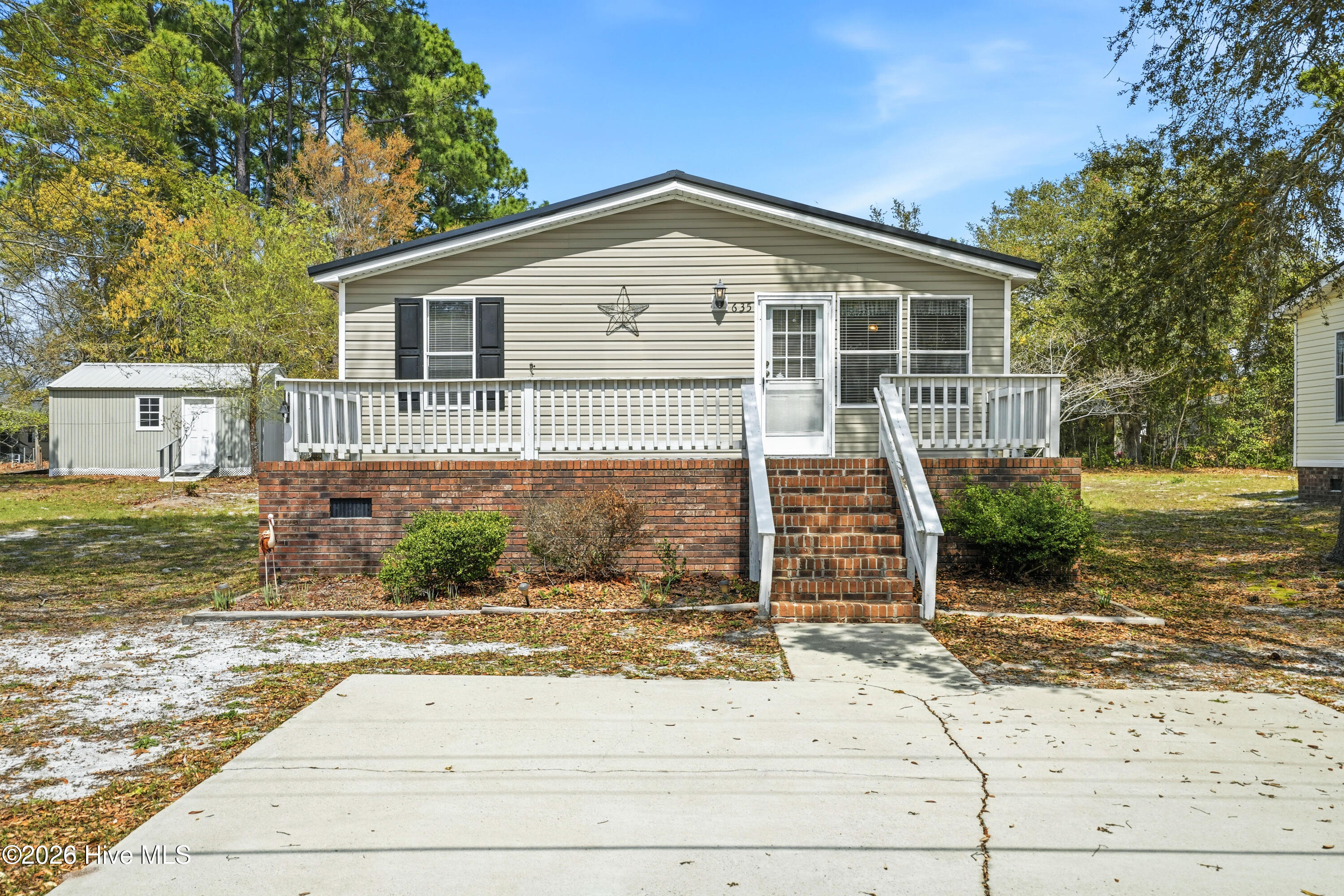 635 Dogwood Drive Property Photo 1
