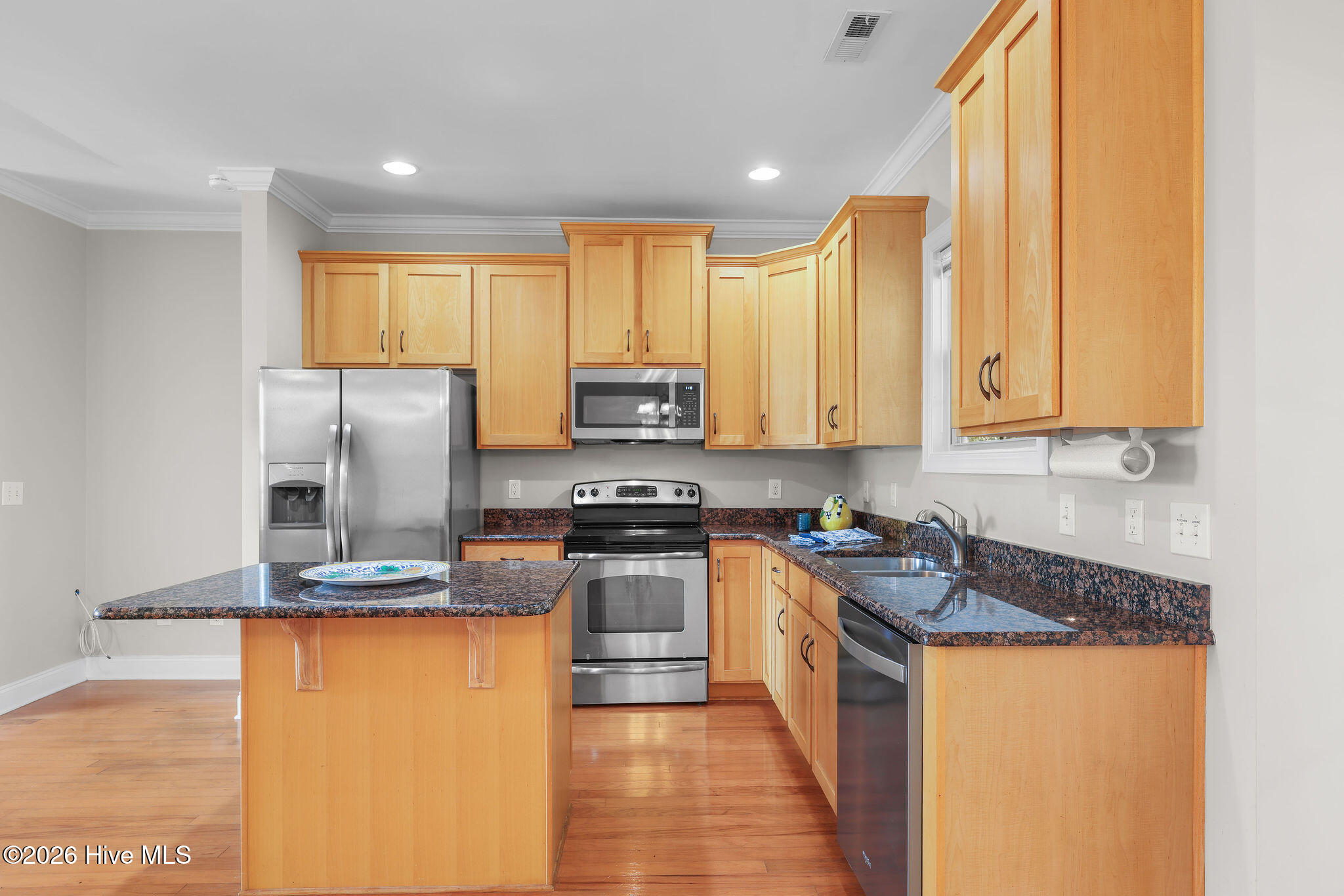 2202 E Oak Bridge Drive Ne Property Photo 12