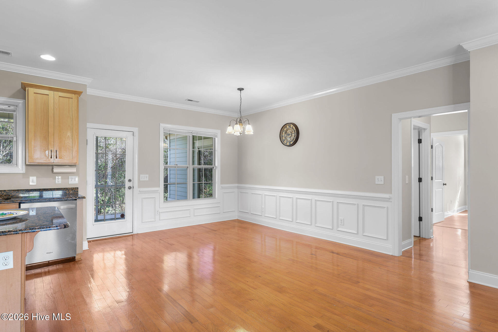 2202 E Oak Bridge Drive Ne Property Photo 14