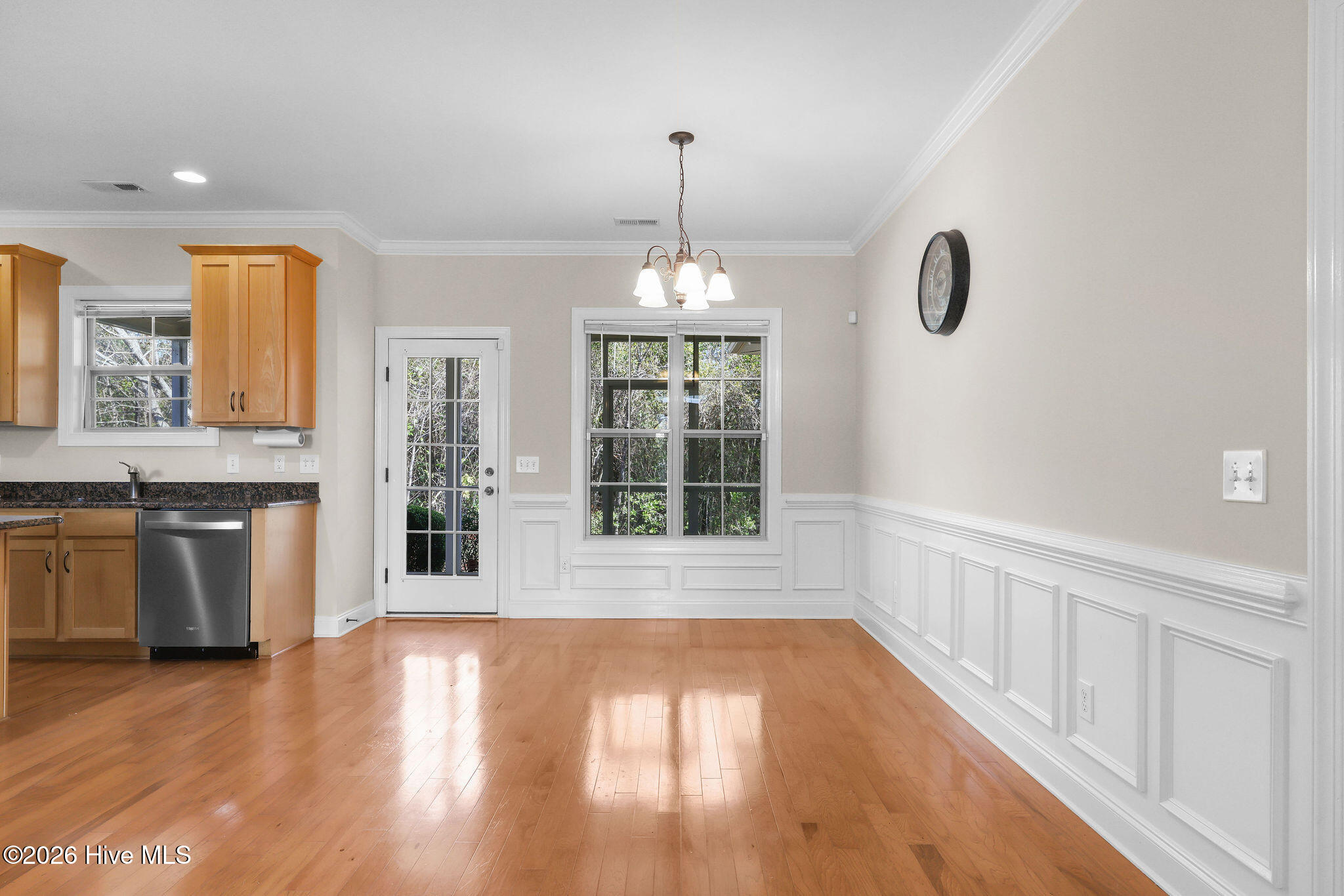 2202 E Oak Bridge Drive Ne Property Photo 16