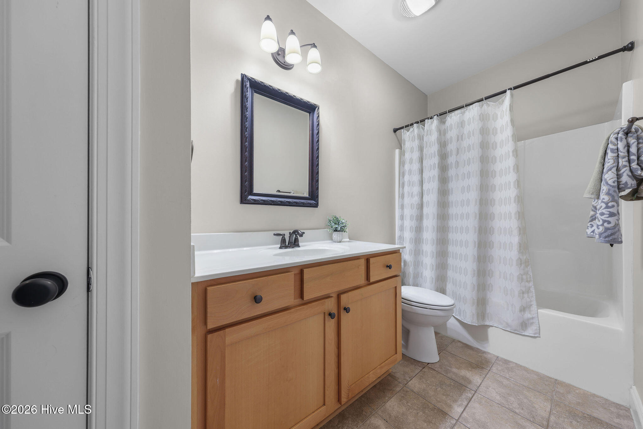 2202 E Oak Bridge Drive Ne Property Photo 19