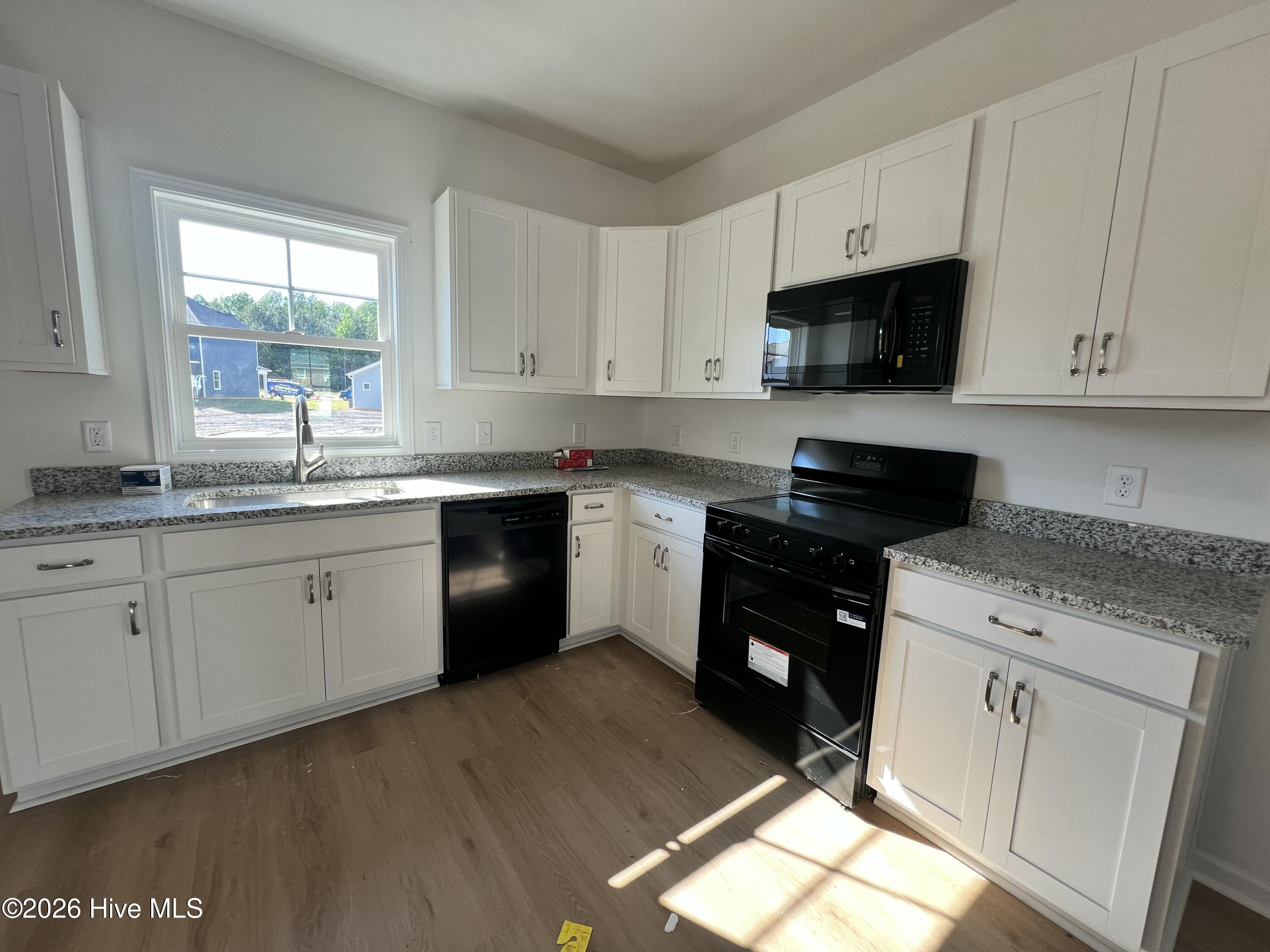 512 Bartley Street Property Photo 12