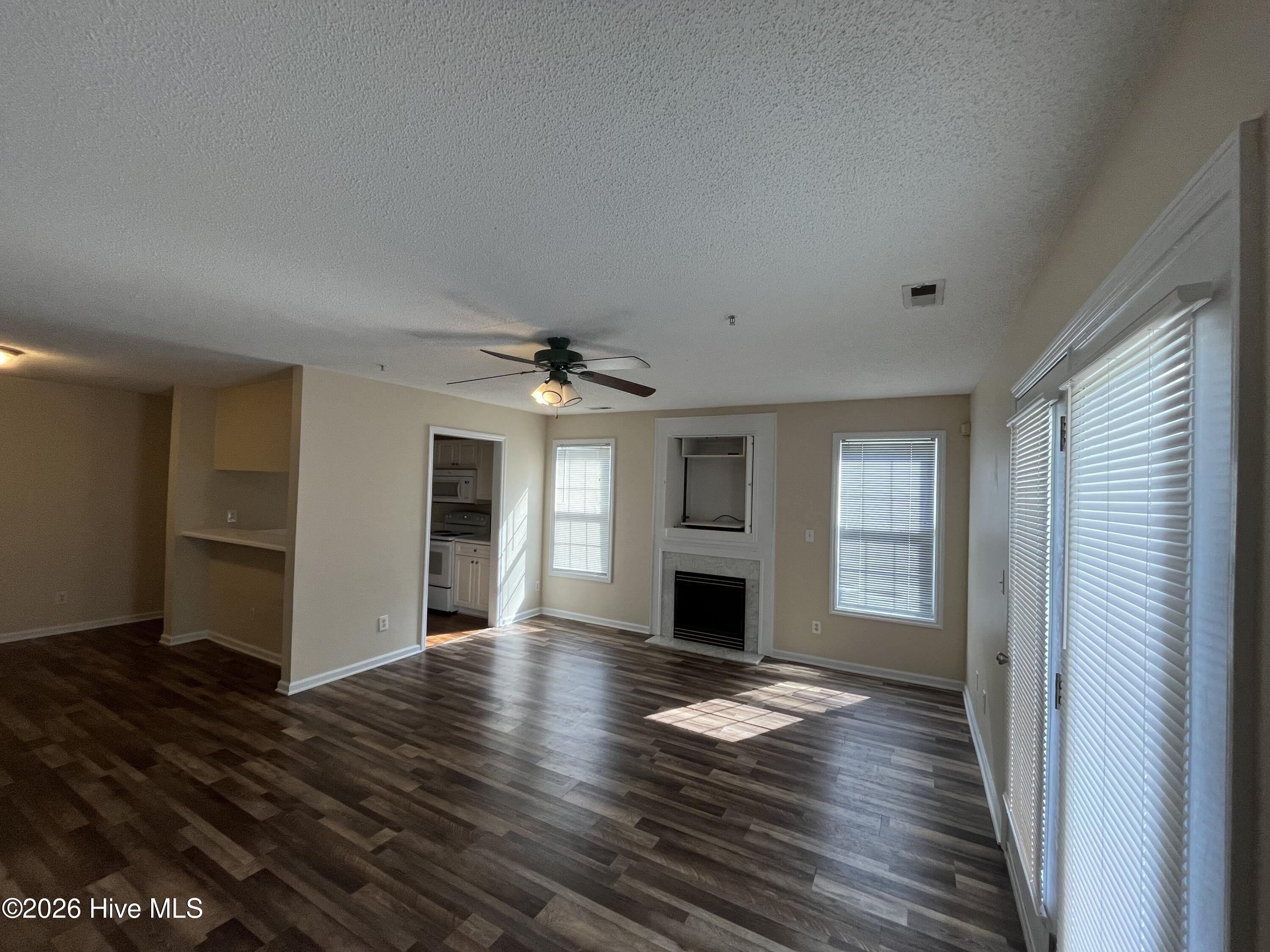 809 March Court A Property Photo 3