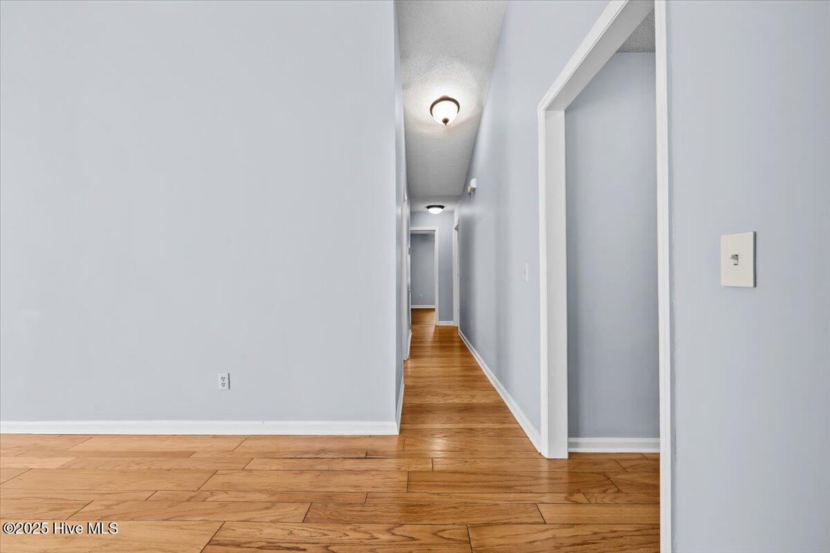 405 Spring Lake Drive Property Photo 12