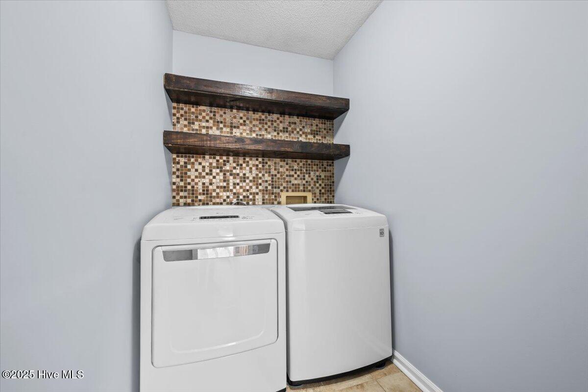 405 Spring Lake Drive Property Photo 25