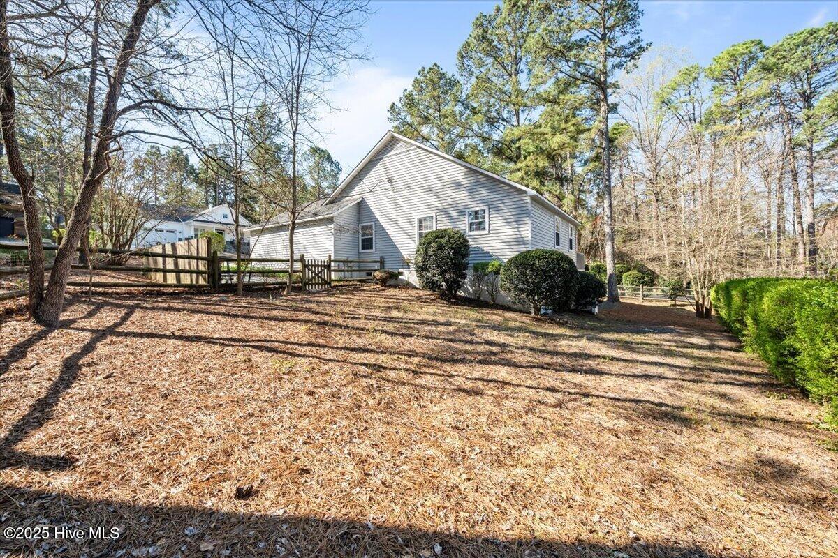 405 Spring Lake Drive Property Photo 31