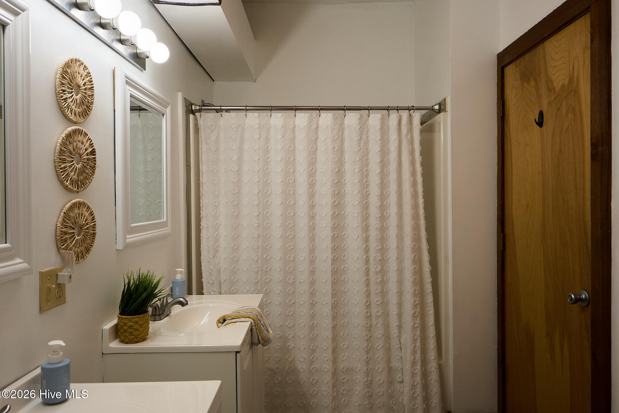 603 E Colonial Avenue 1 Property Photo 12