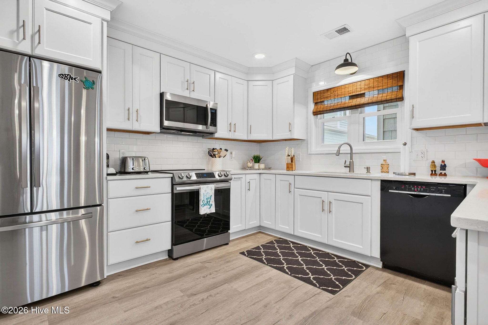 414 37th Street Property Photo 18