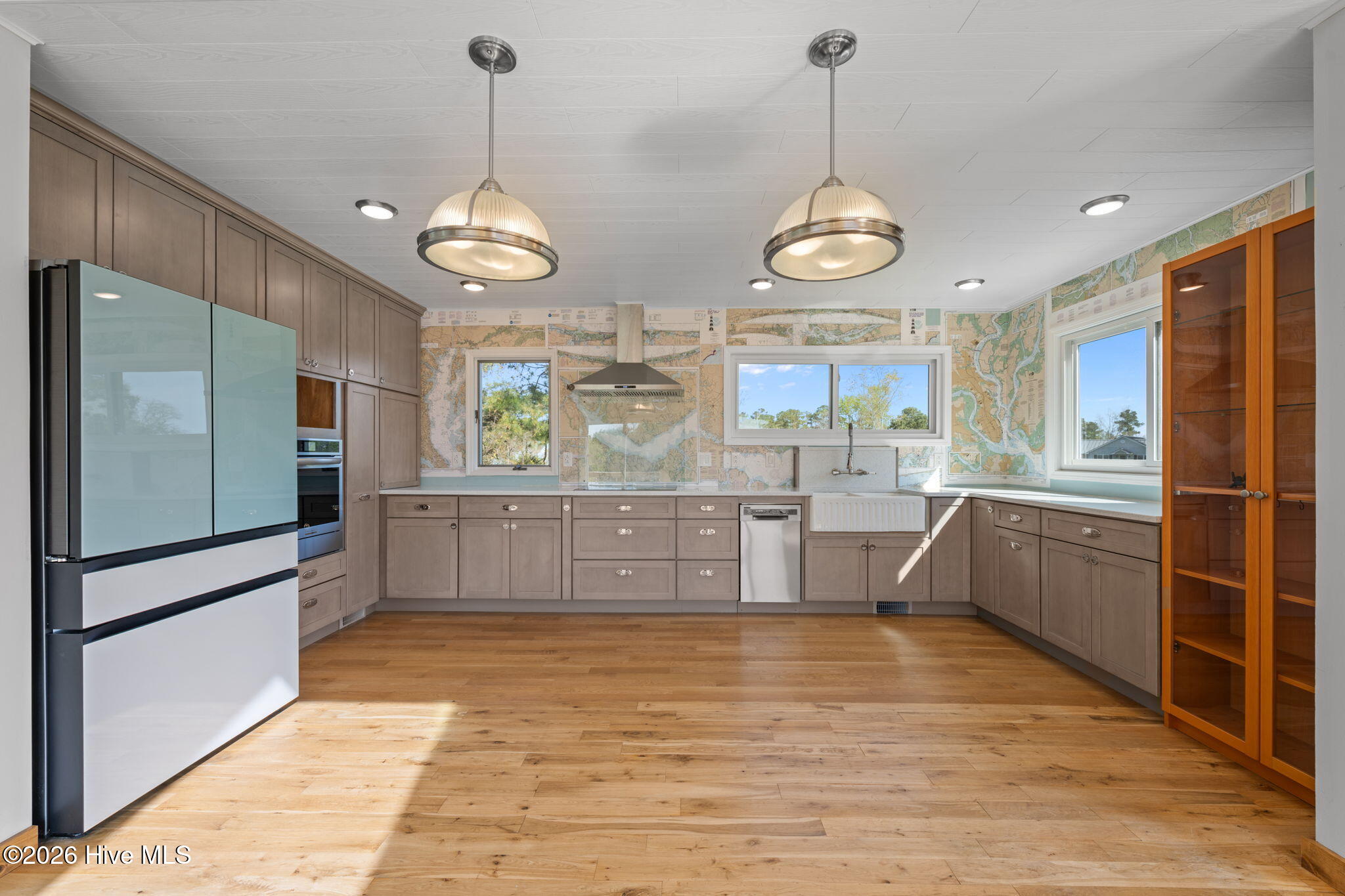 2027 Blackbeard Drive Property Photo 4