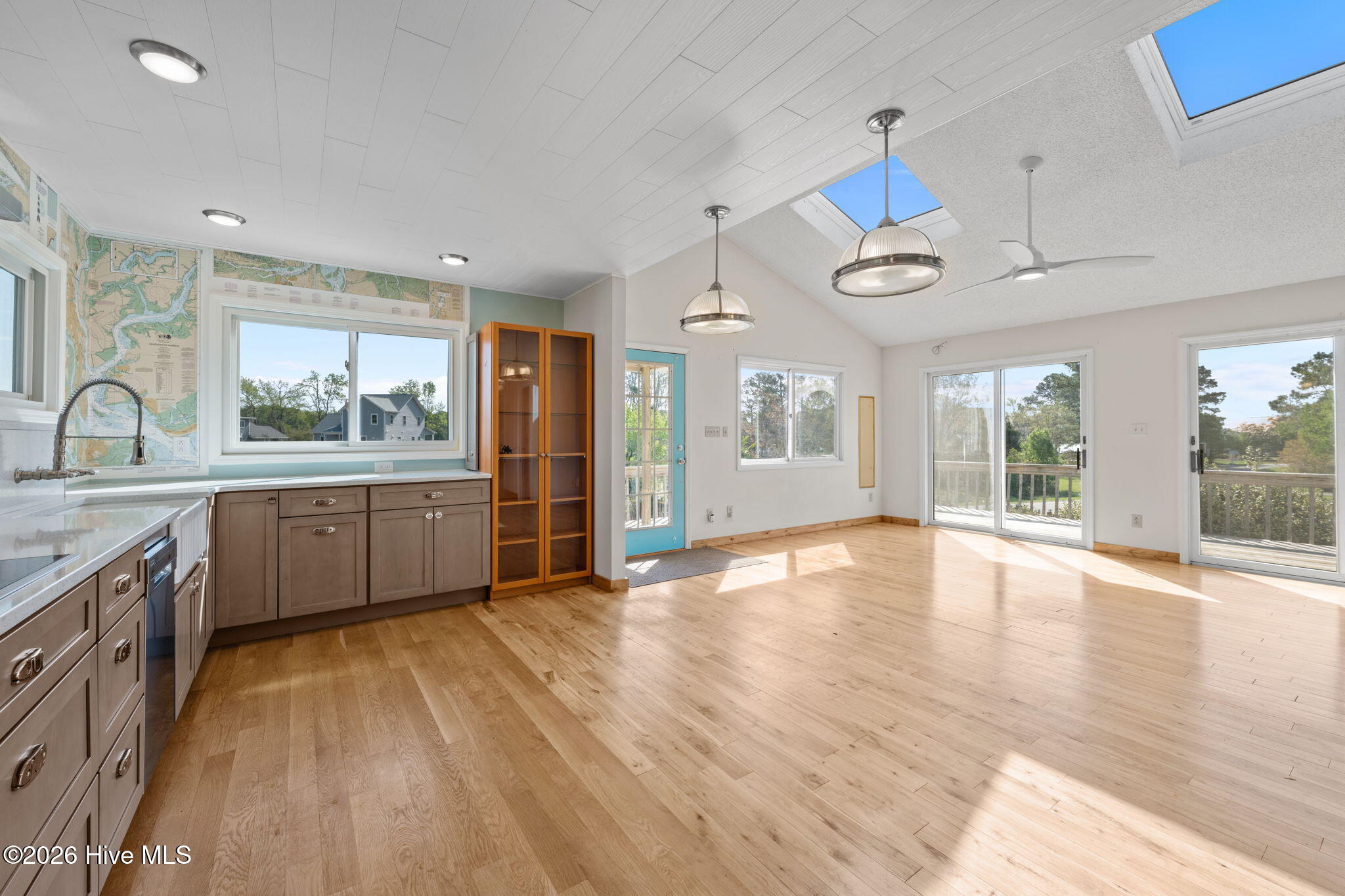 2027 Blackbeard Drive Property Photo 13