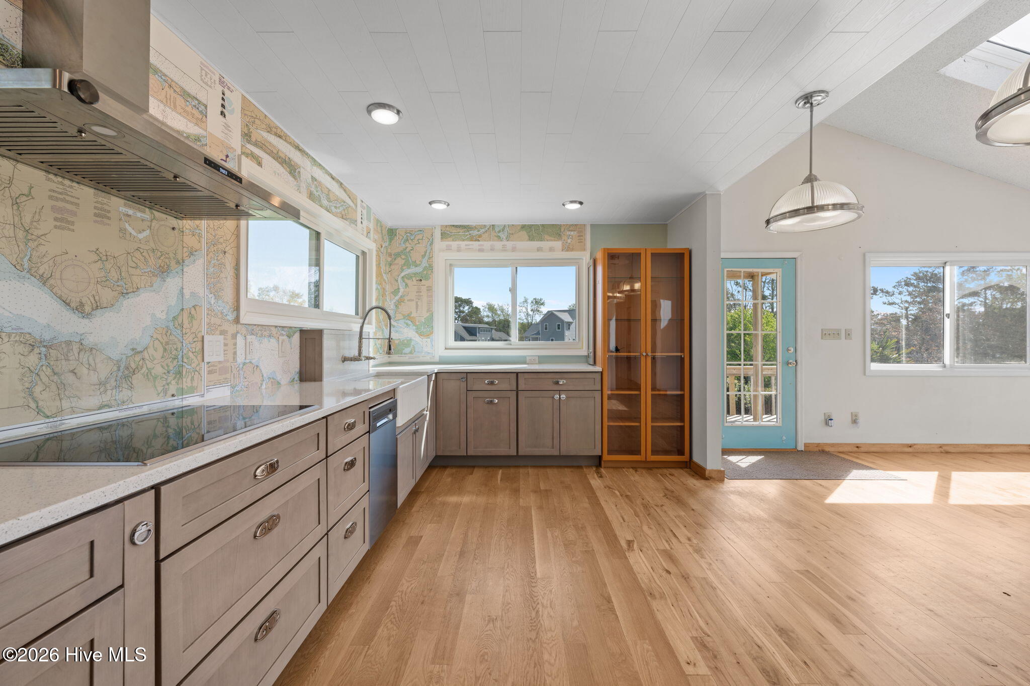 2027 Blackbeard Drive Property Photo 14