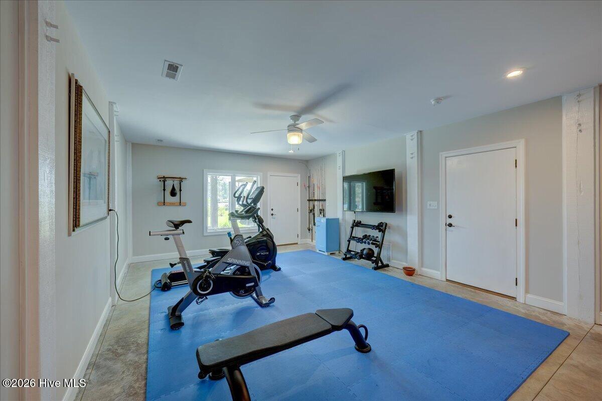 9226 Hart Drive Property Photo 15