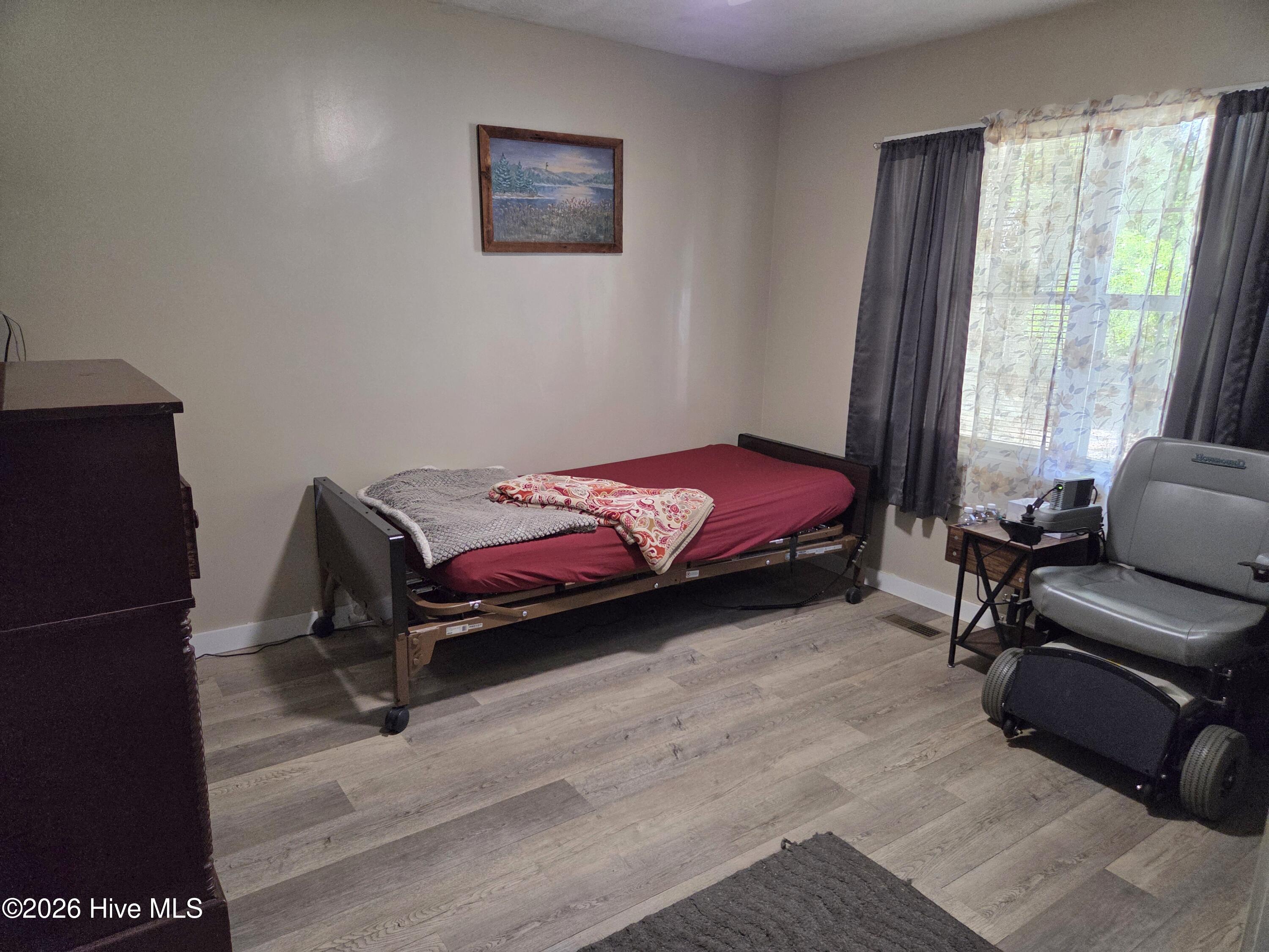5841 Crestline Road Property Photo 12