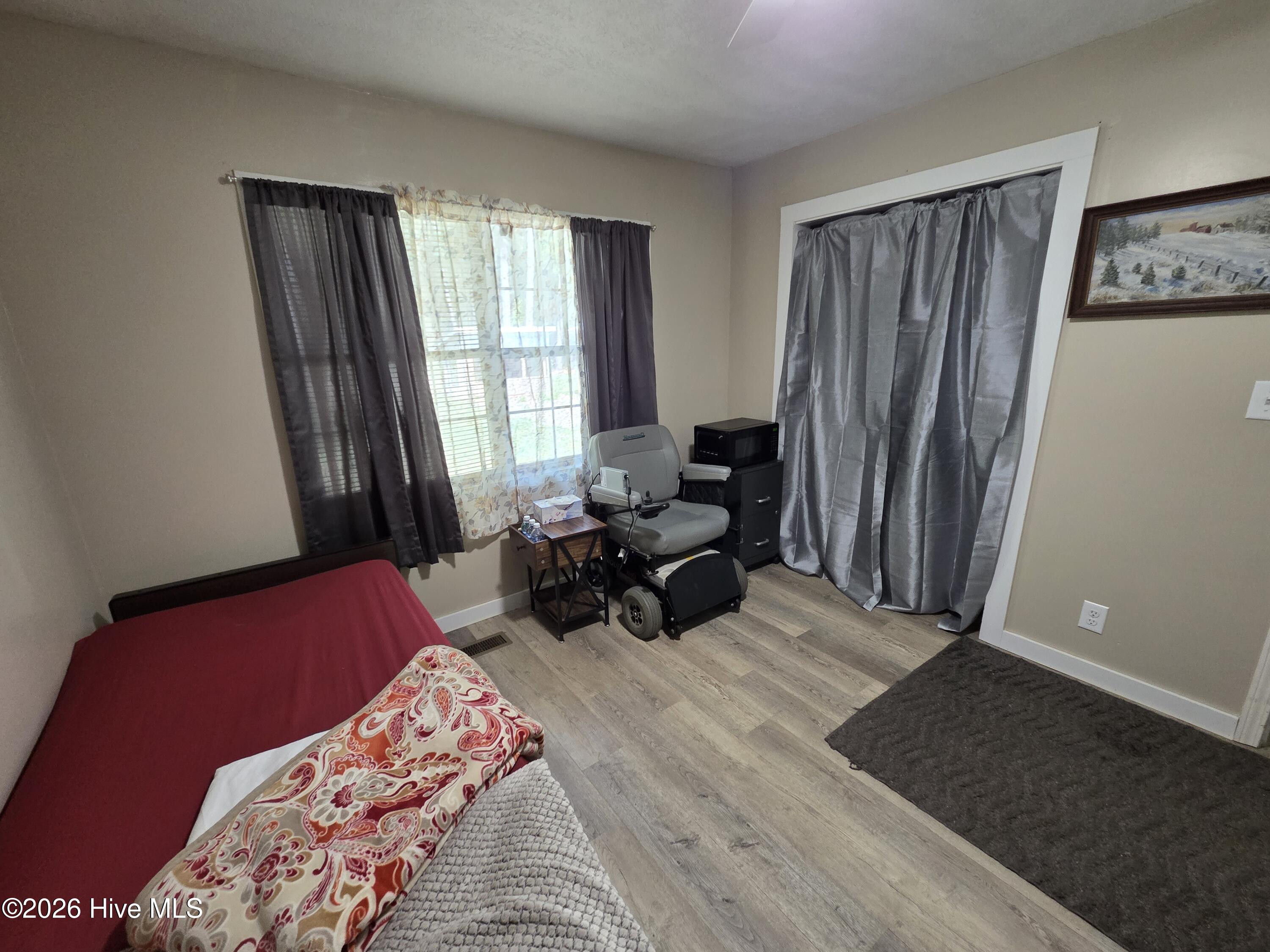 5841 Crestline Road Property Photo 13