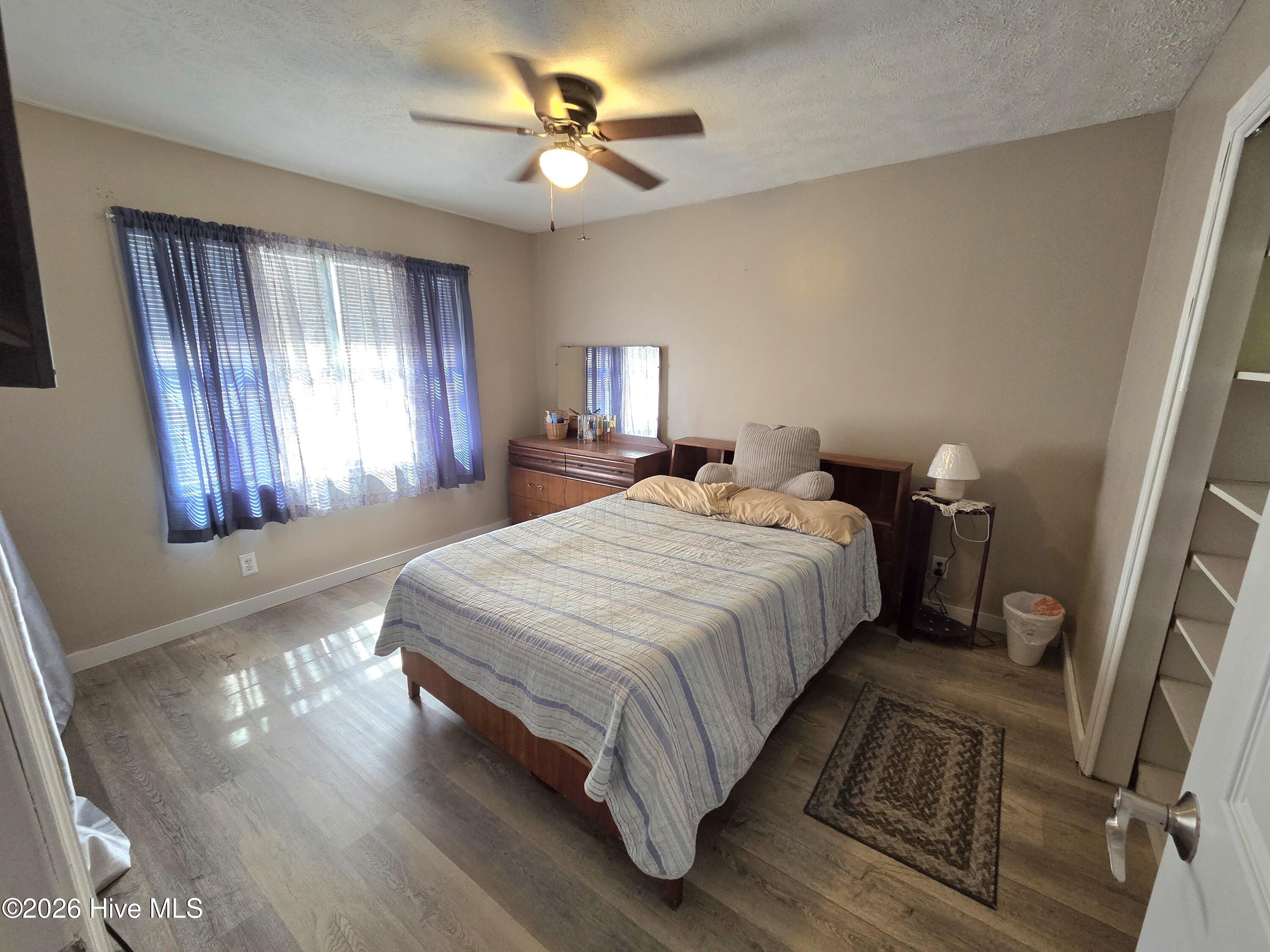 5841 Crestline Road Property Photo 14