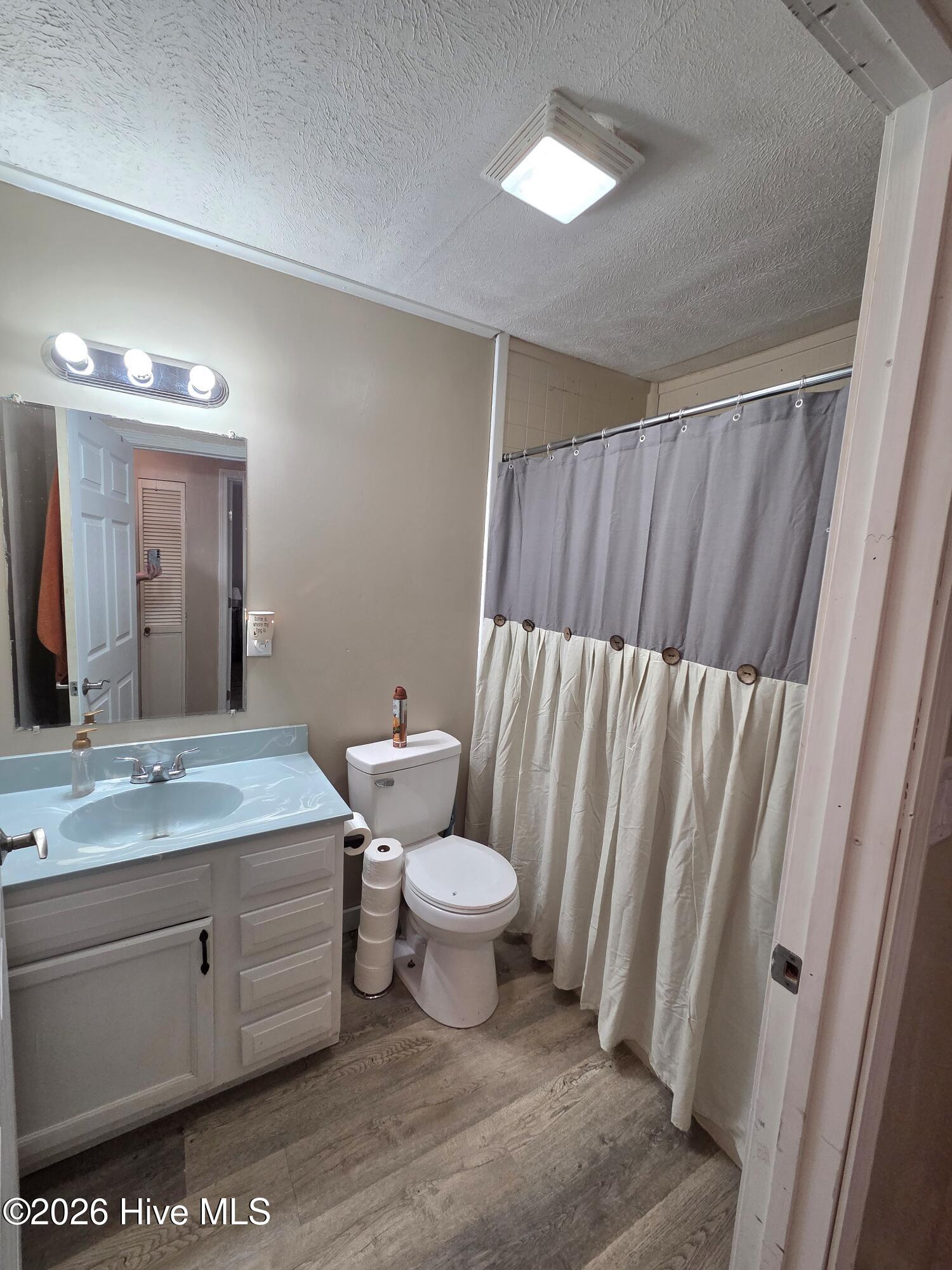 5841 Crestline Road Property Photo 23