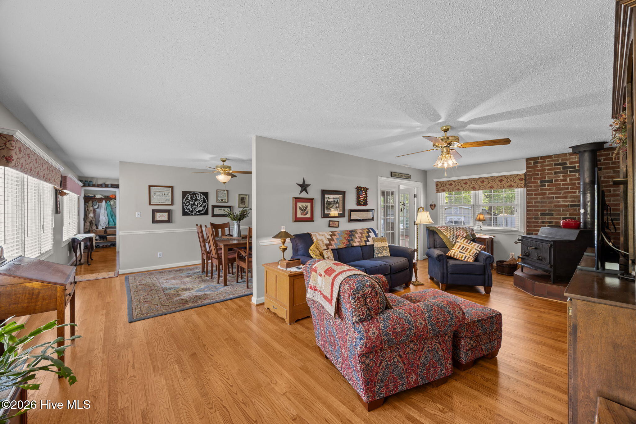 3020 Red Fox Road Property Photo 2