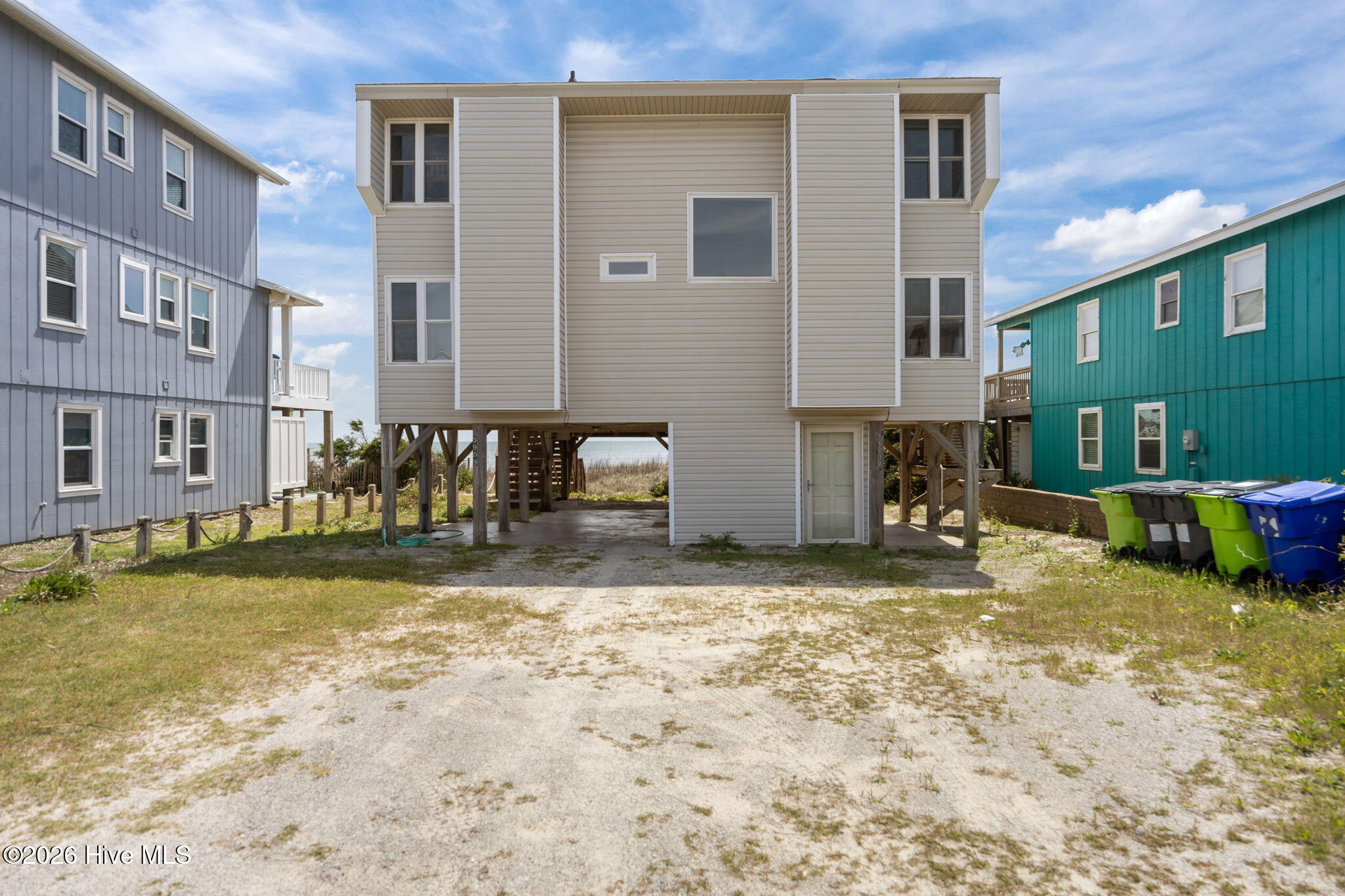 3909 W Beach Drive Property Photo 4