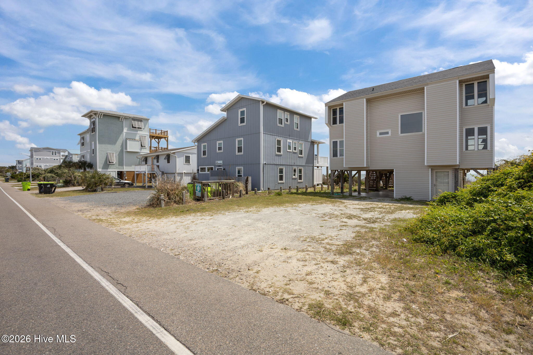 3909 W Beach Drive Property Photo 5