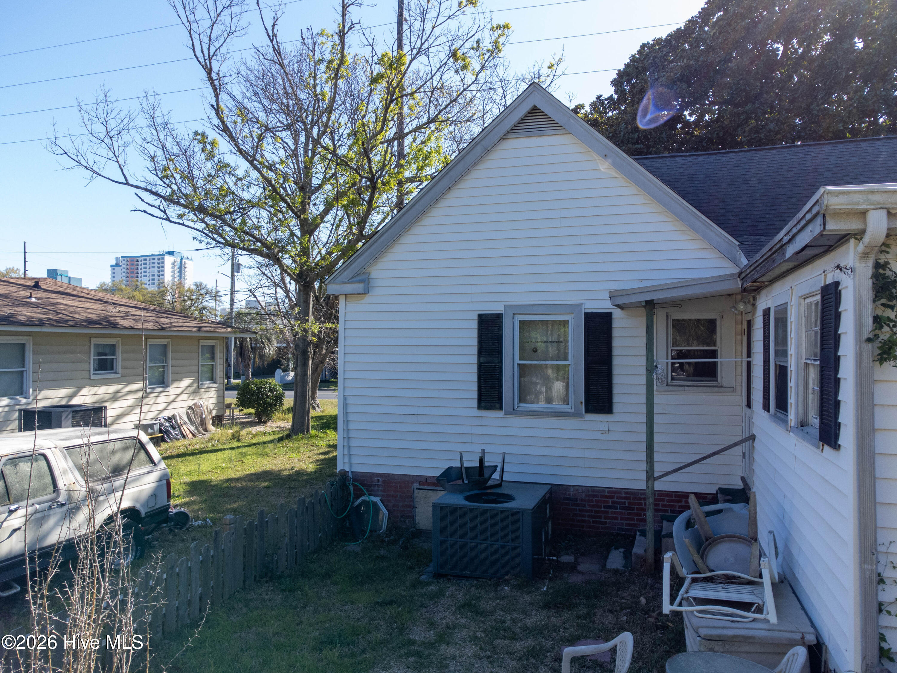 406 13th Avenue S Property Photo 6