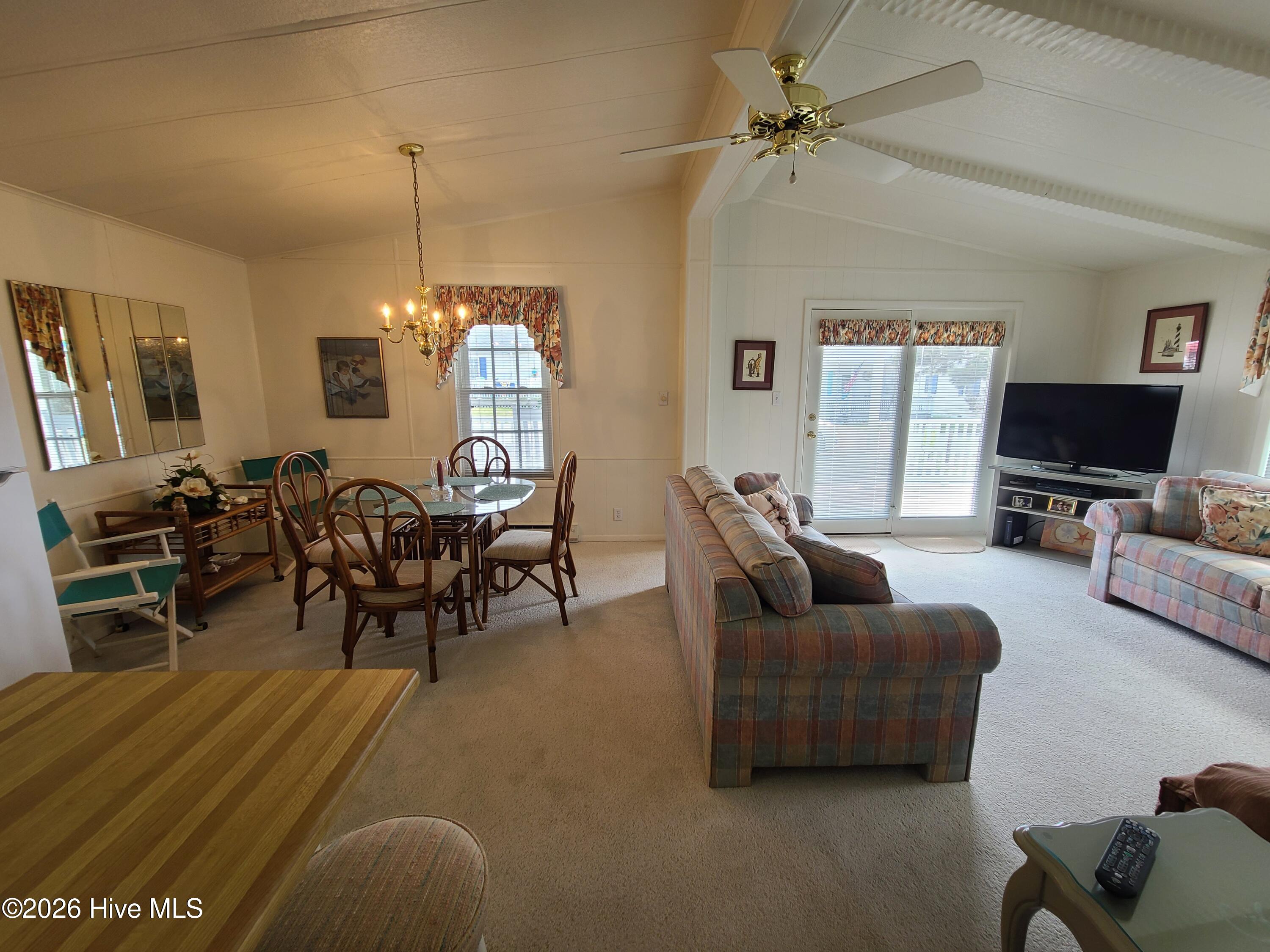 308 W Bogue Boulevard Property Photo 15