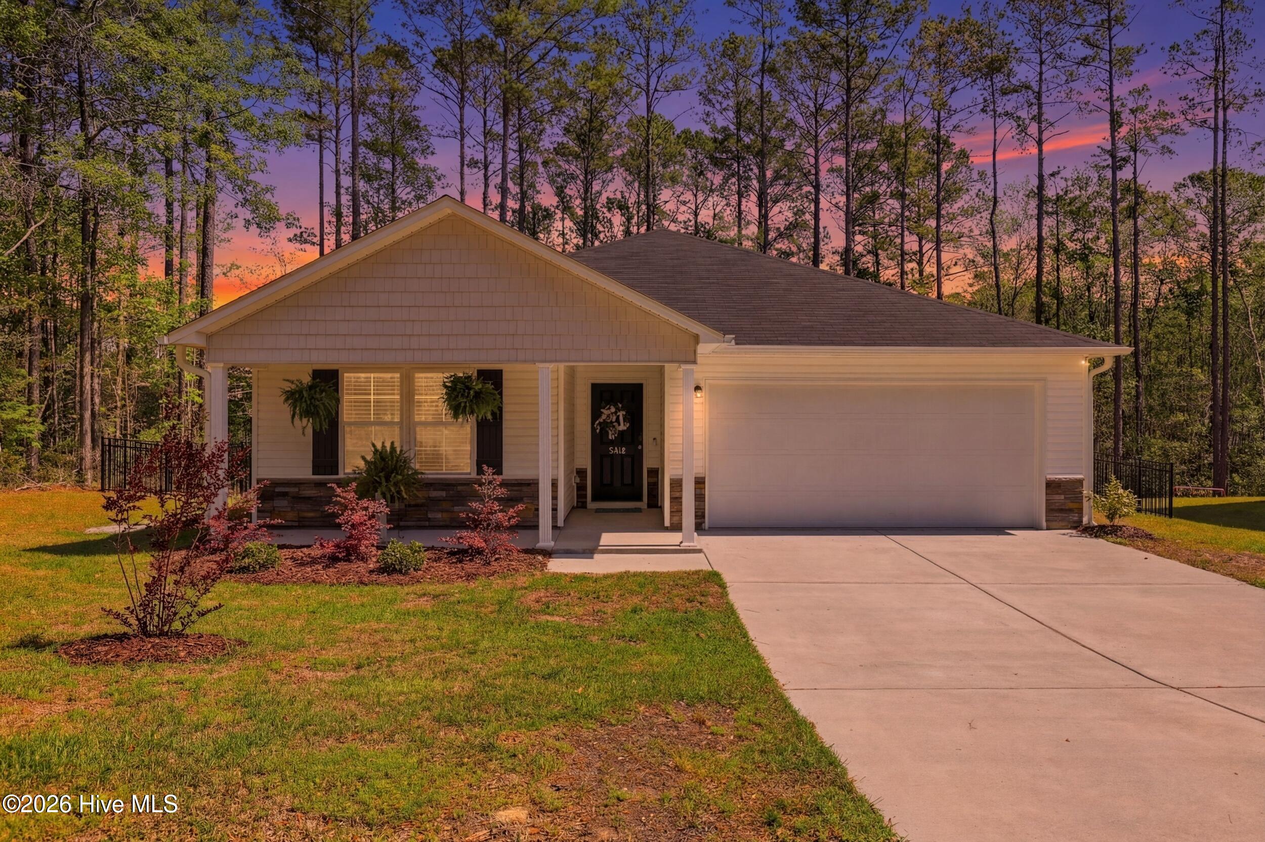 2518 Sardis Drive Se Property Photo 4