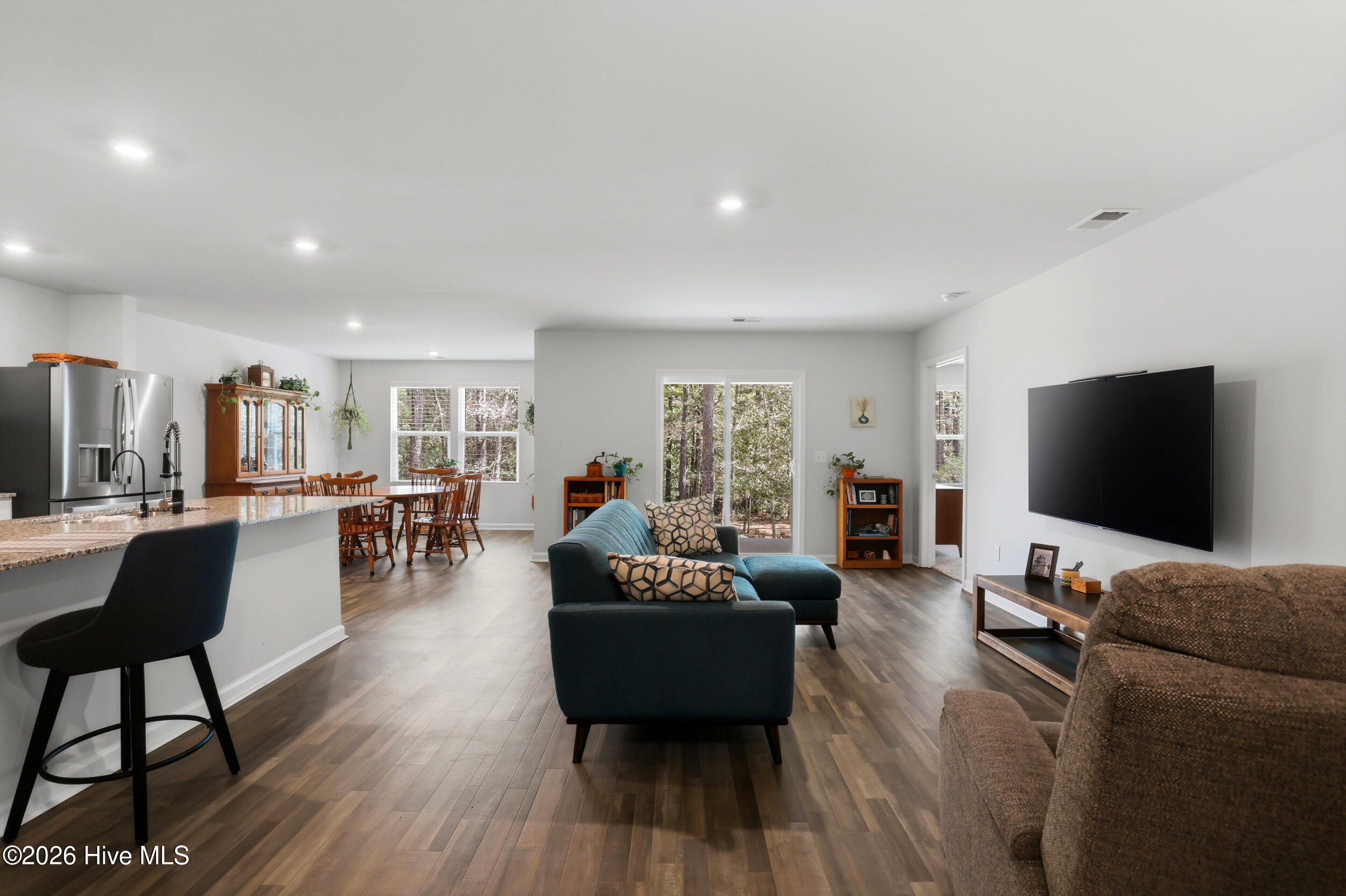 2518 Sardis Drive Se Property Photo 12